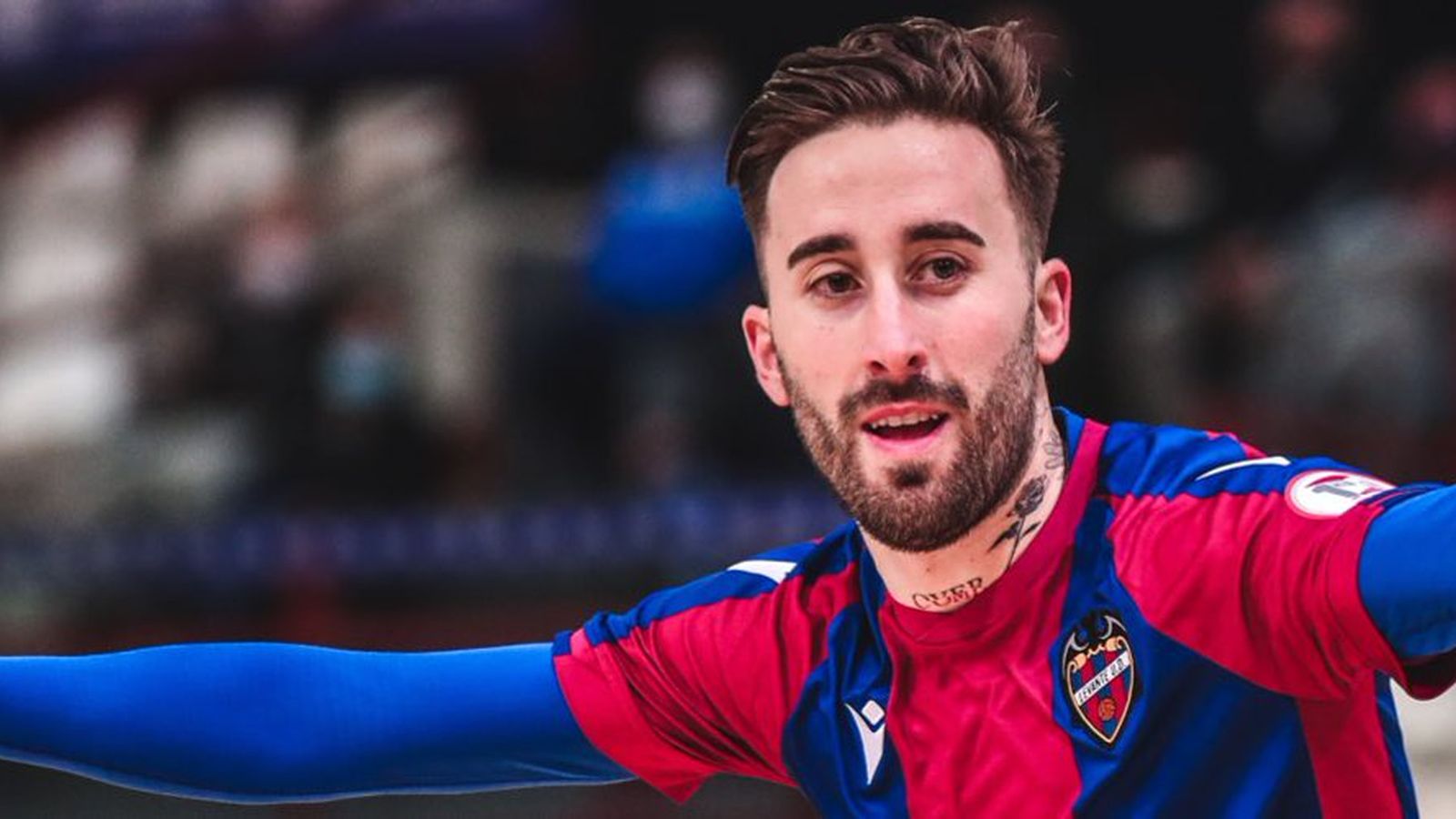 18.06.2021 | Línia de fons : La Tertúlia