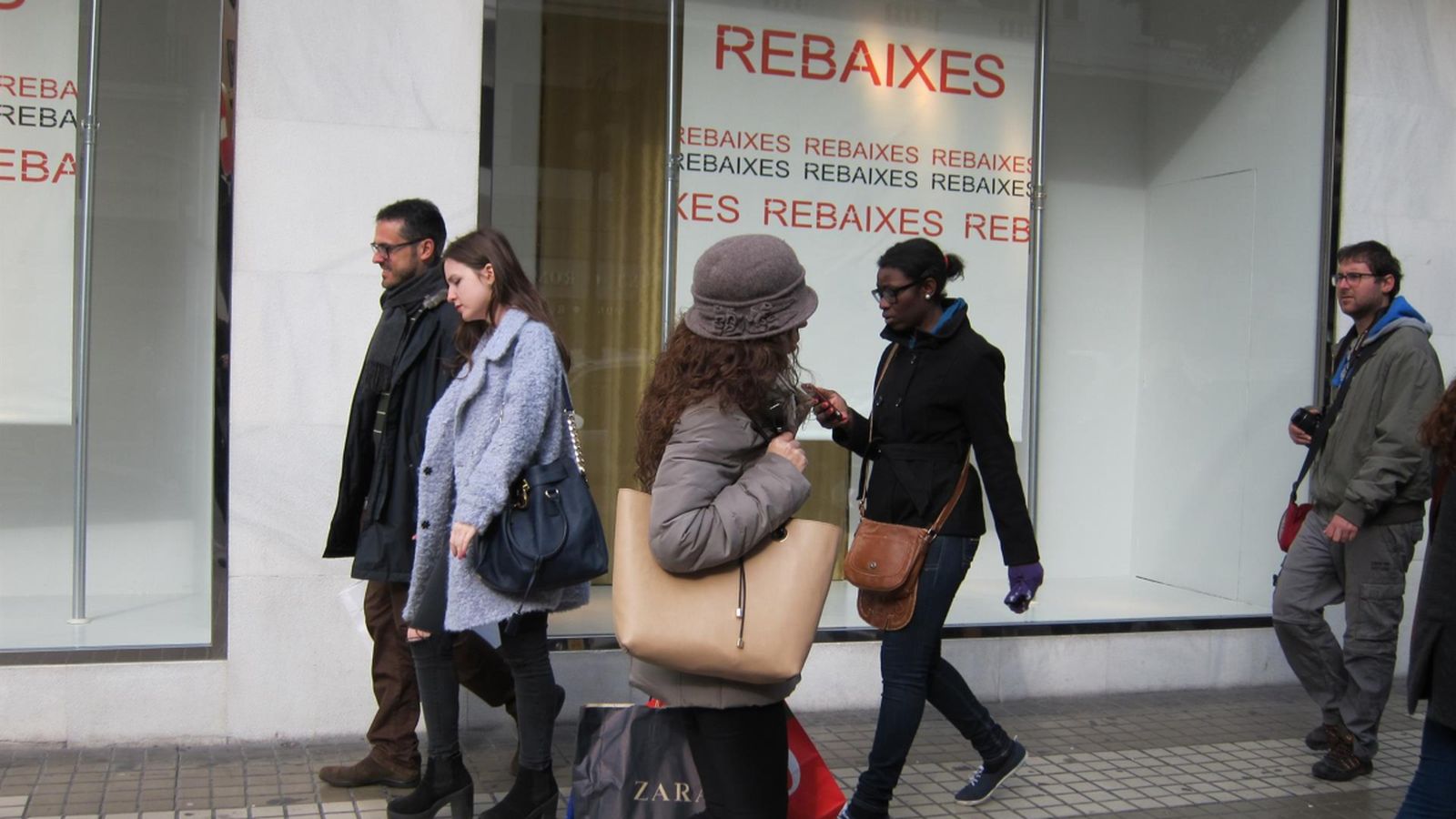 La campanya de rebaixes generarà més de 21.000 contractes