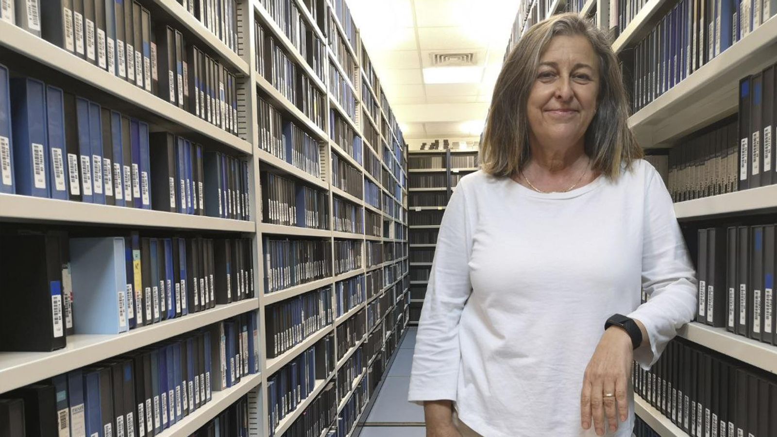 Lola Alfonso és la cap de documentació d'RTVV i de l'Institut Valencià de Cultura