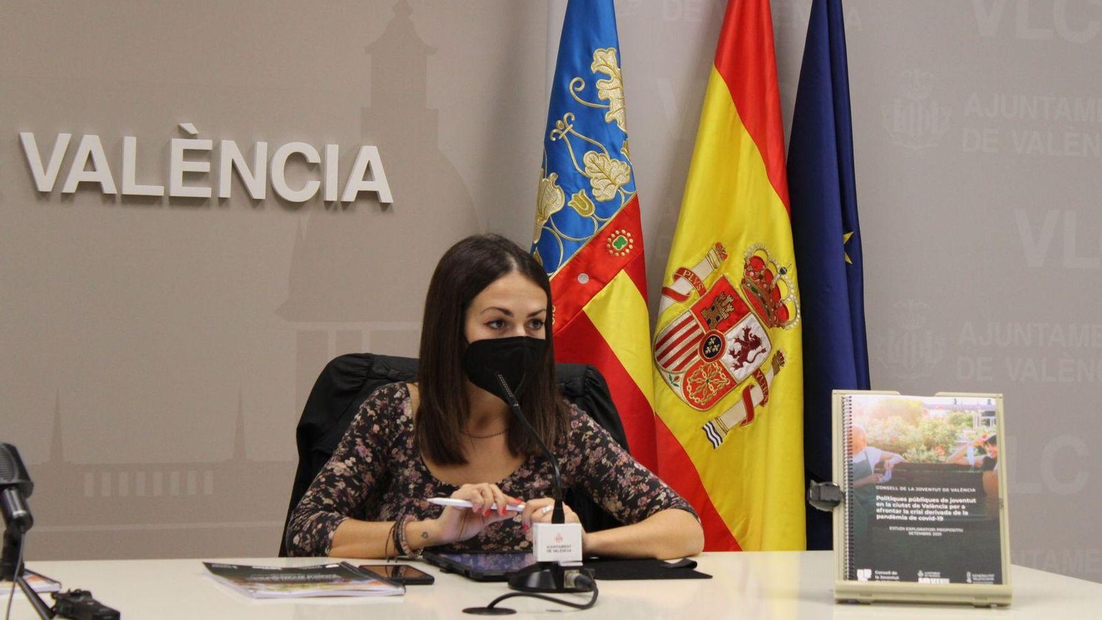 Ana Domínguez en la presentació de l'estudi sobre polítiques públiques de joventut / Ajuntament de València