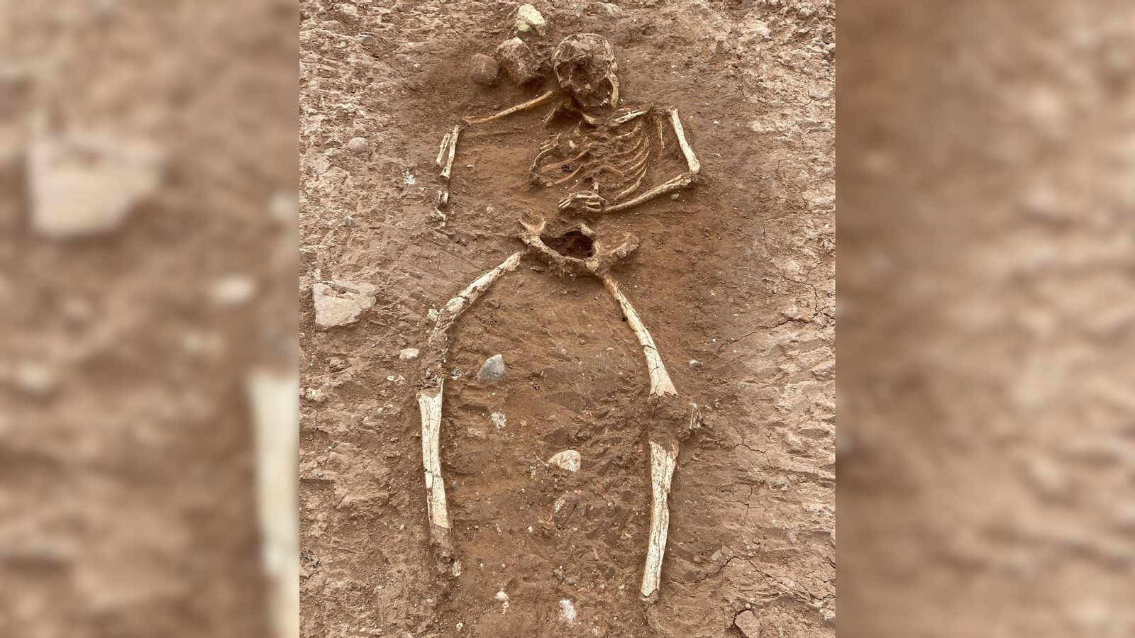 Imatge d'un dels cossos desenterrats