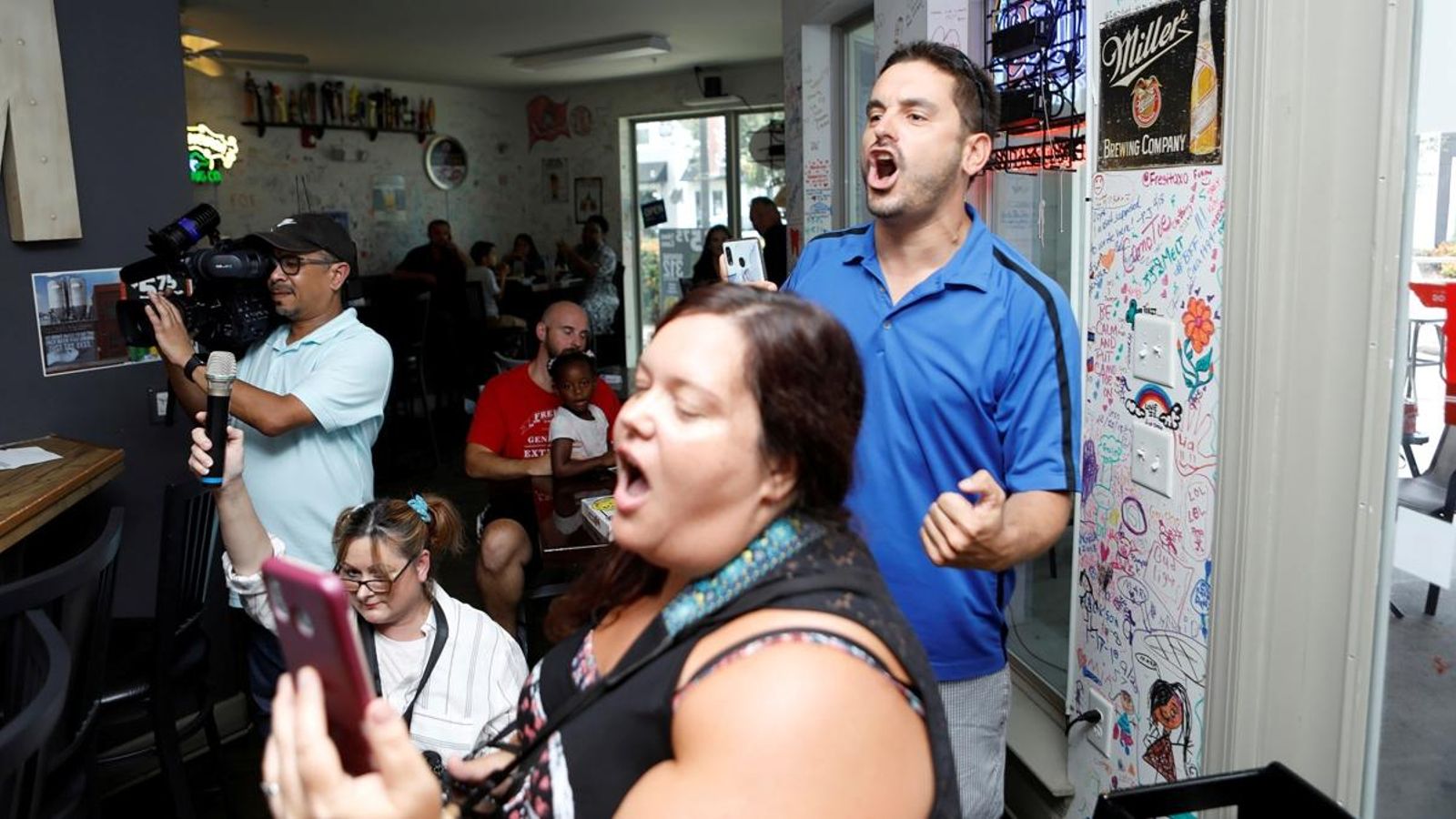 Protesta en un restaurant de Florida contra l'obligatorietat de les mascaretes