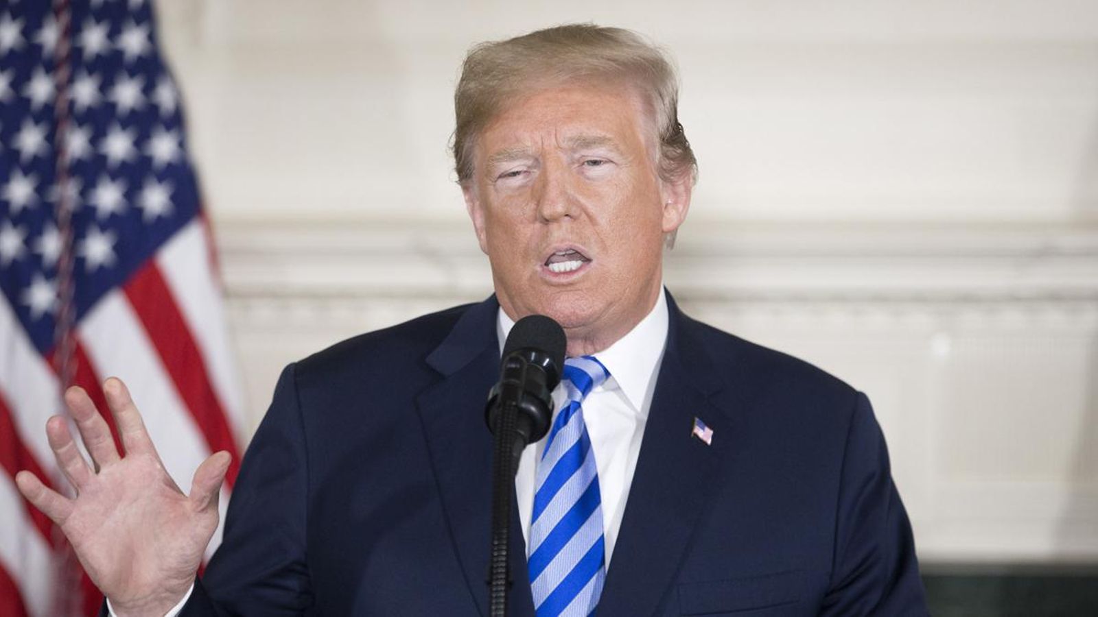 Donald Trump fent l'anunci del trencament de l'acord