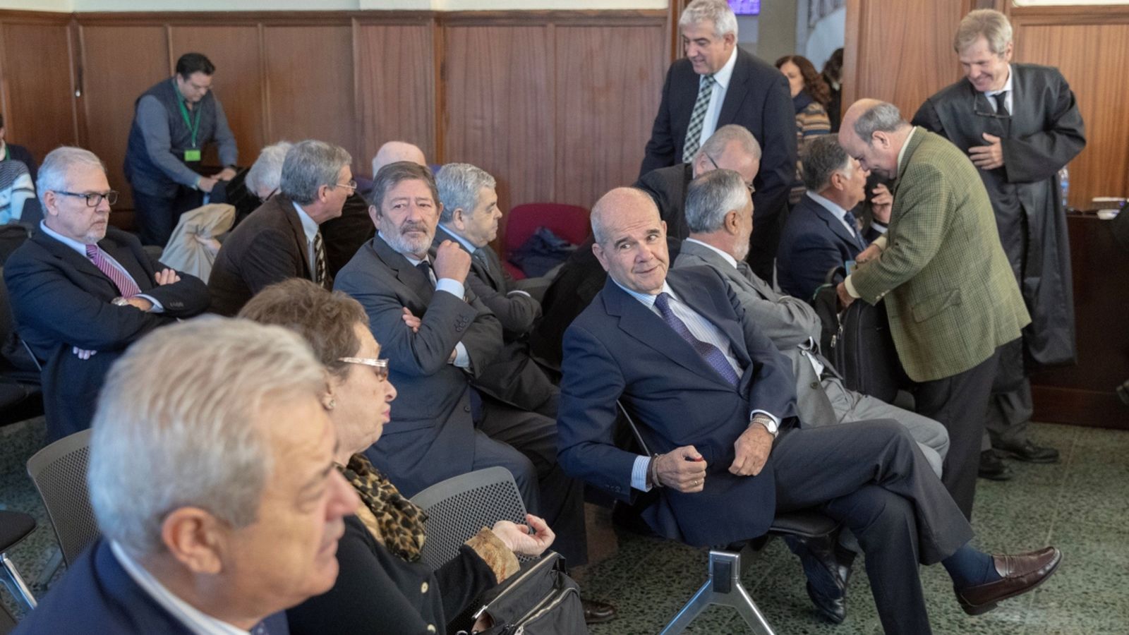 Torn de les defenses de Manuel Cháves i José Antonio Griñán