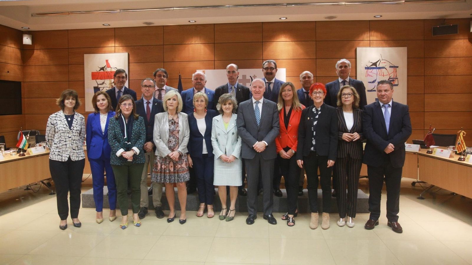 Membres del Consell Interterritorial del Sistema Nacional de Salut, amb la ministra de Sanitat en funcions, María Luisa Carcedo