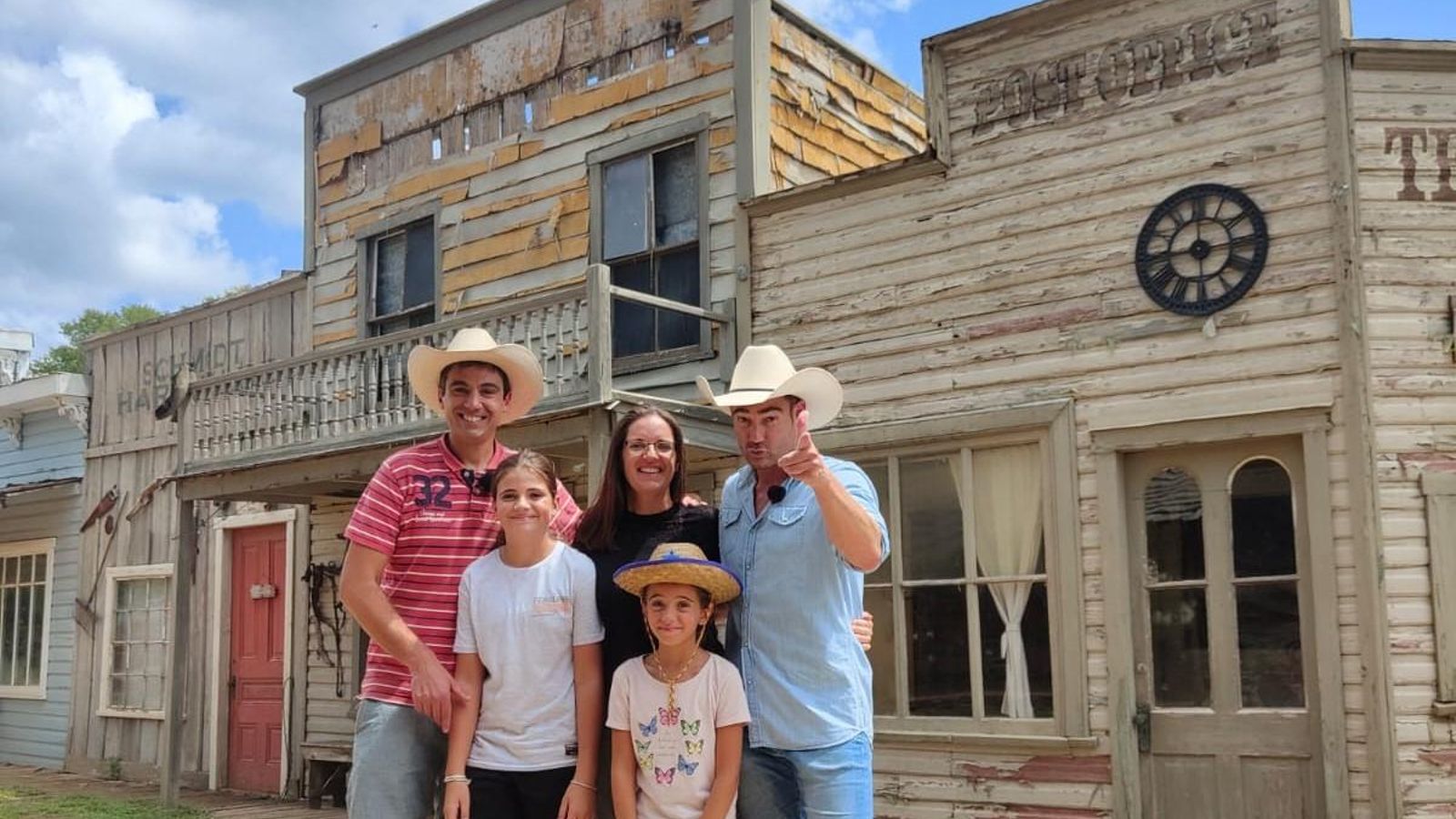 La familia Aguilar de Callosa de Segura a Austin