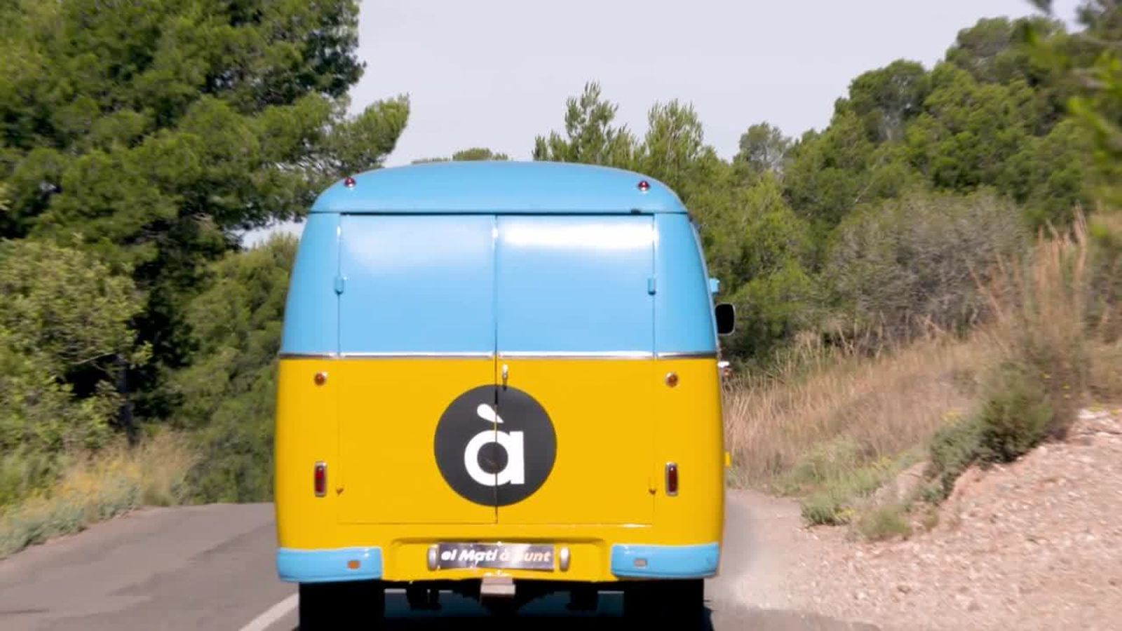 Nàquera: entrepà a roda