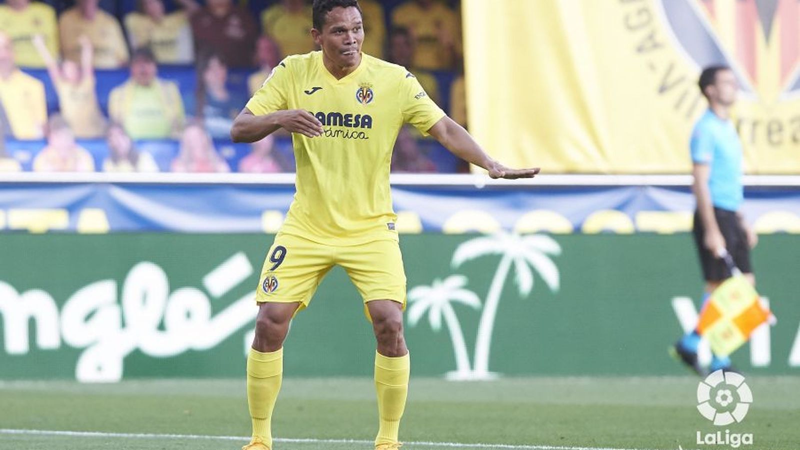 Bacca celebra un dels gols