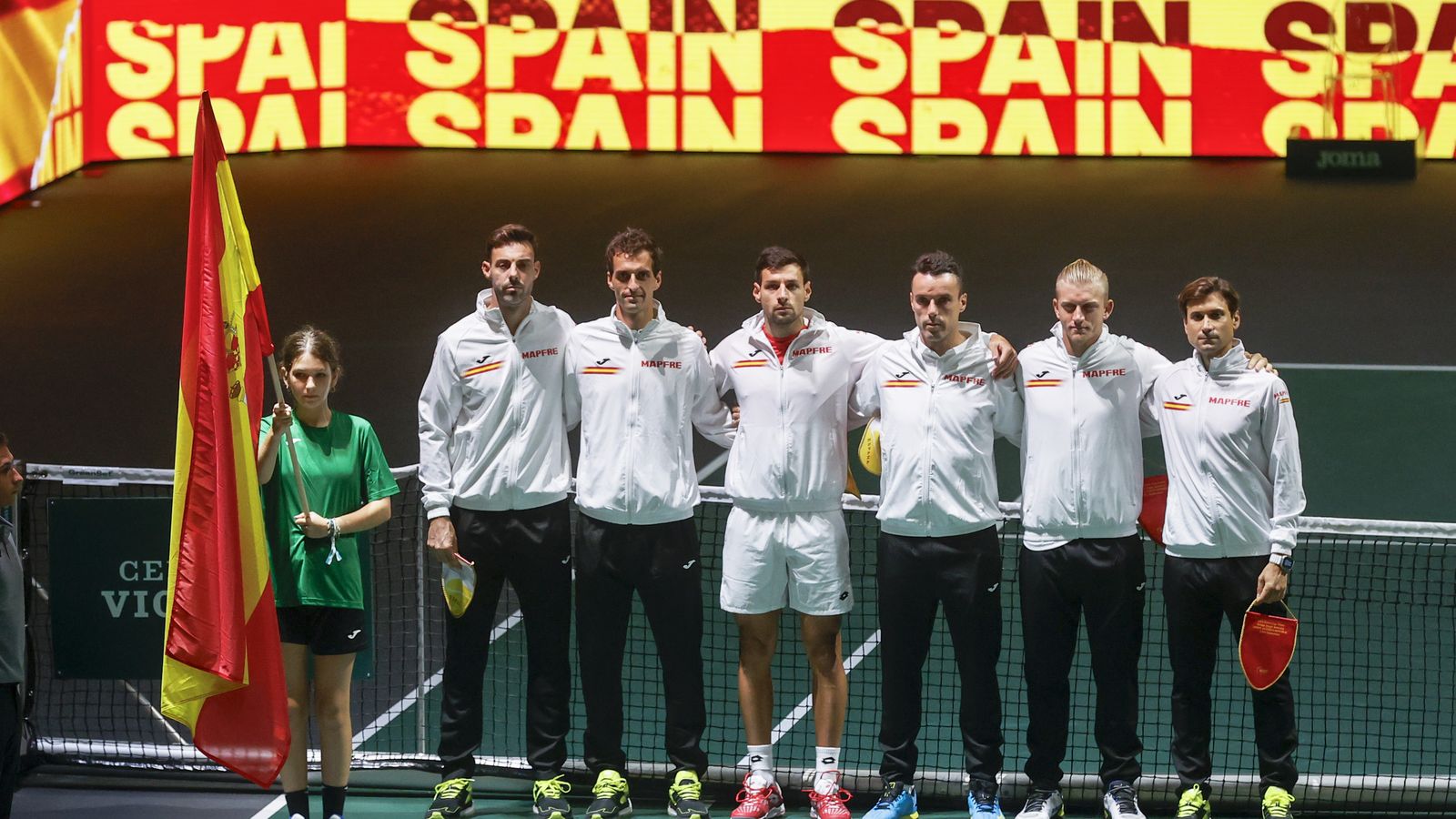 L'equip capitanejat per David Ferrer està format per Marcel Granollers, Albert Ramos, Bernabé Zapata, Roberto Bautista i Alejandro Davidovich