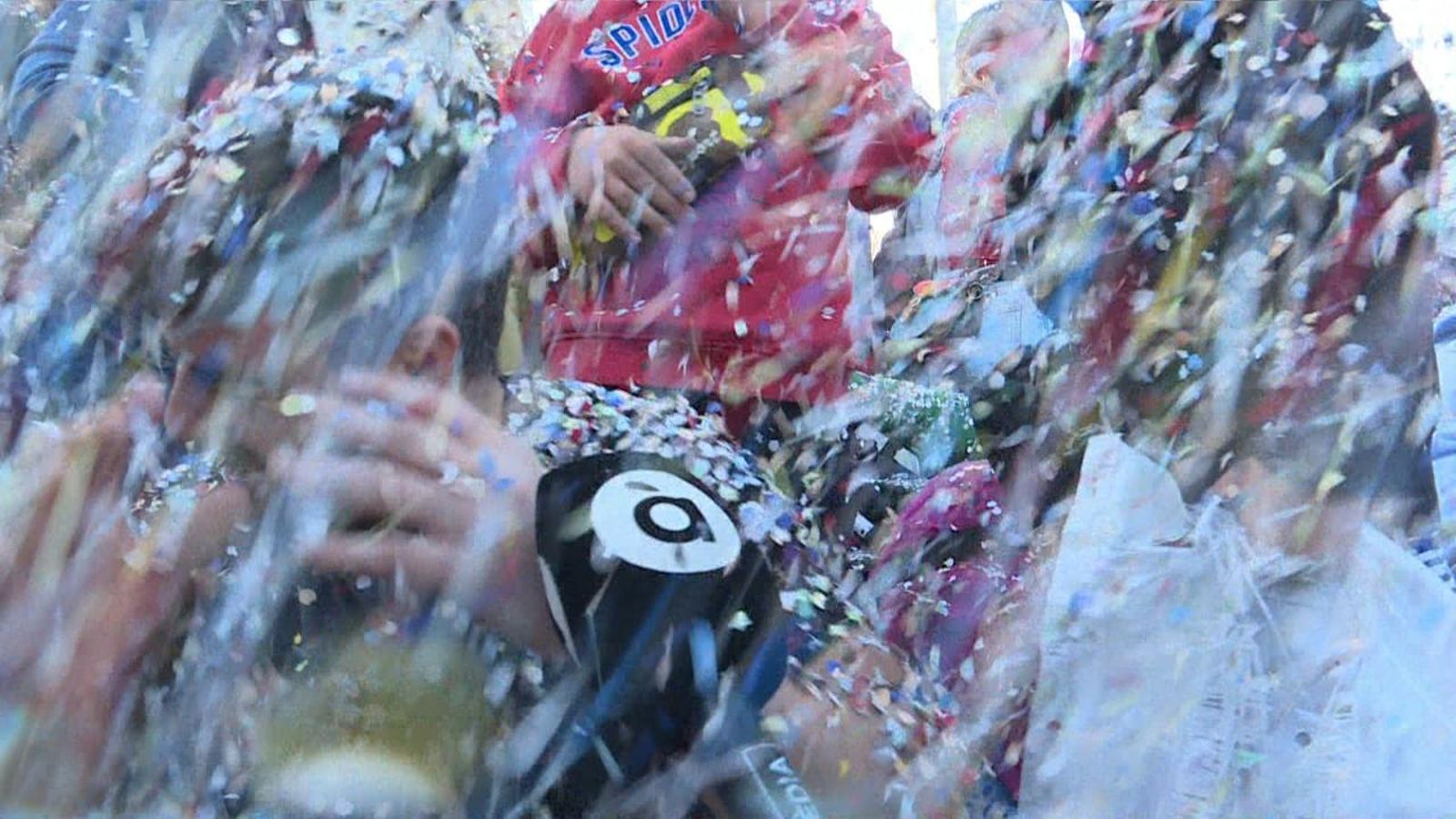 Castelló de la Plana gaudeix del Cosso Multicolor després de la pandèmia