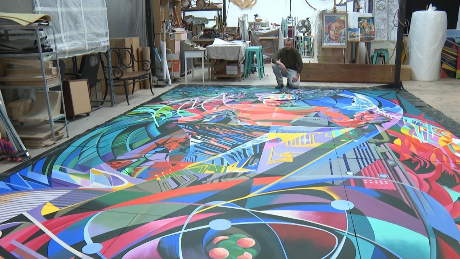 'El futur treballador del comunisme' mesura 7 x 4,5 metres