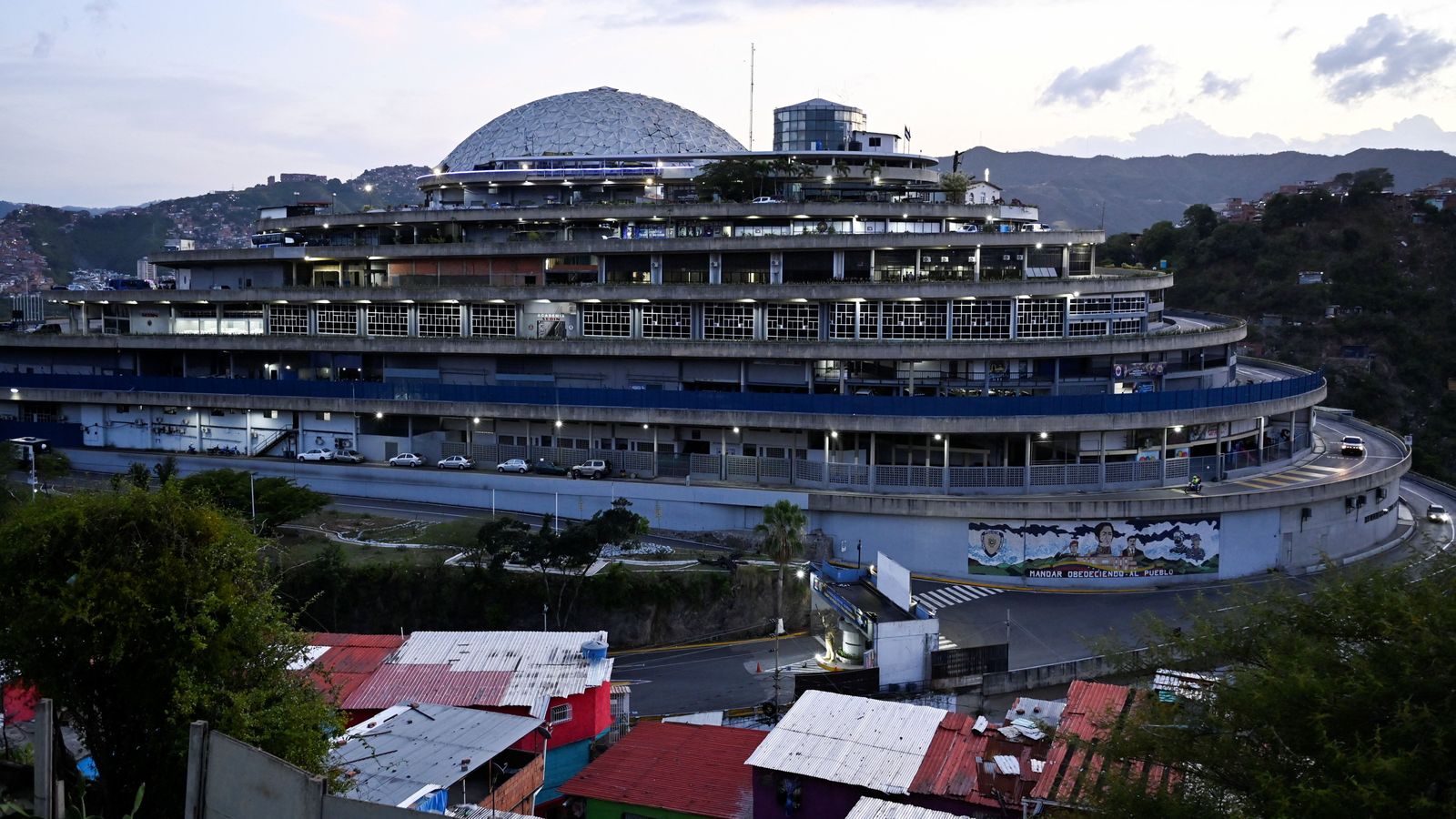 El centre de detencions de El Helicoide a Caracas