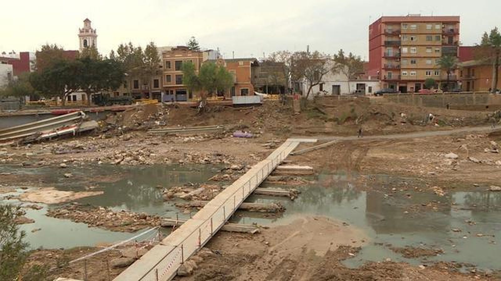 Vista del barranc de Poio a Paiporta dies després de desbordar-se