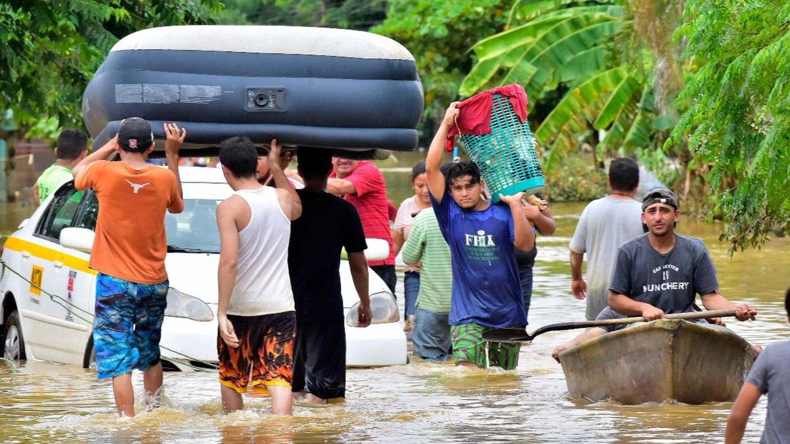 Inundacions per l'huracà Eta al seu pas per Hondures