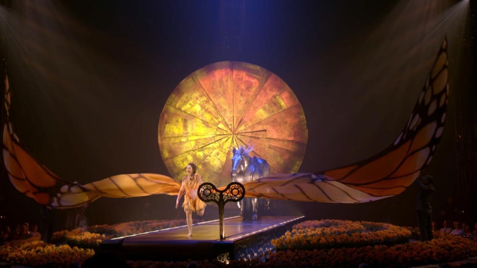 Moment de l'espectacle 'Luzia', del Cirque du Soleil