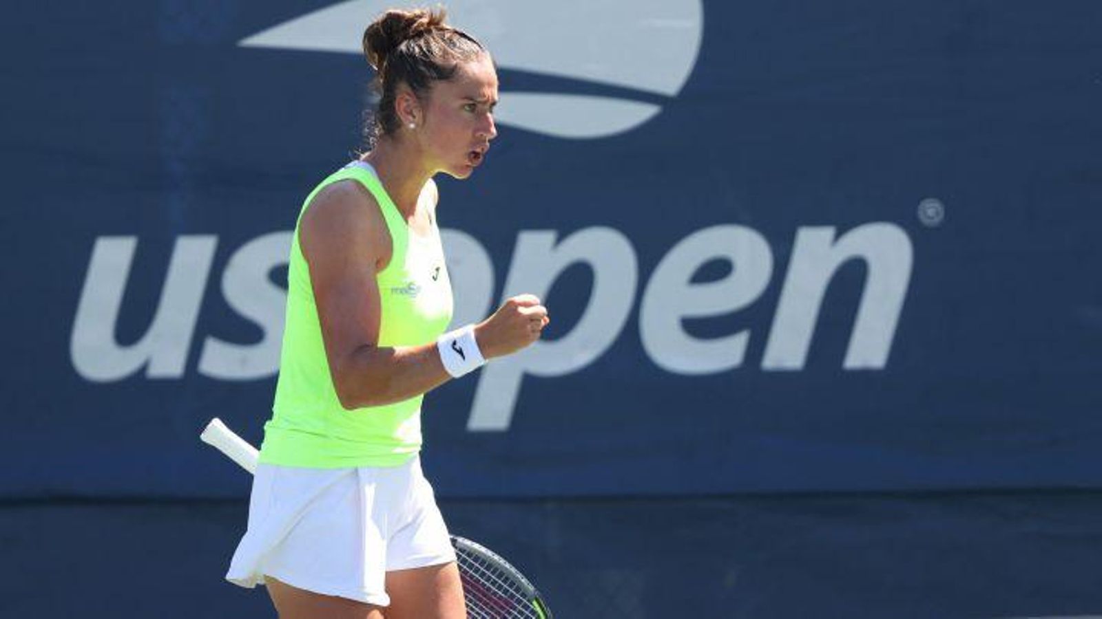 Sara Sorribes celebra el triomf en el US Open.