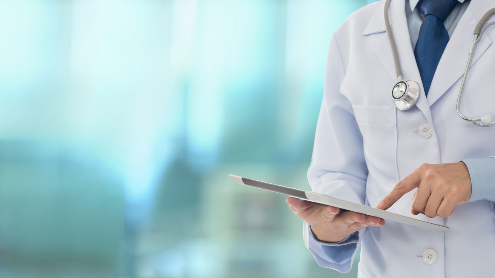 El TJSCV considera al facultatiu autor d'un delicte de descobriment i revelació de secrets