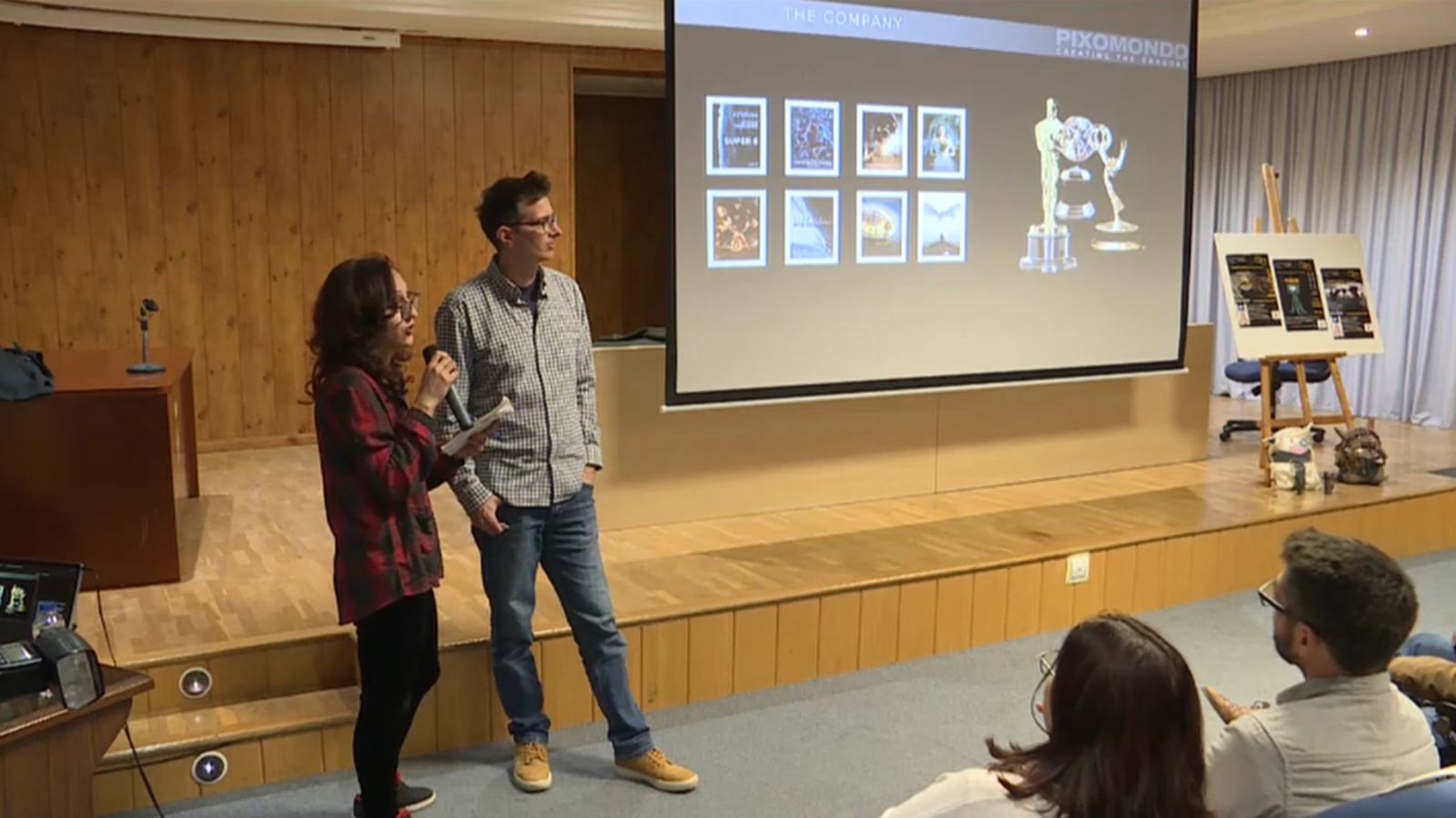 VÍDEO | ‘Masterclass’ del responsable d\'animació de la sèrie ‘Joc de trons’ al Port de Sagunt