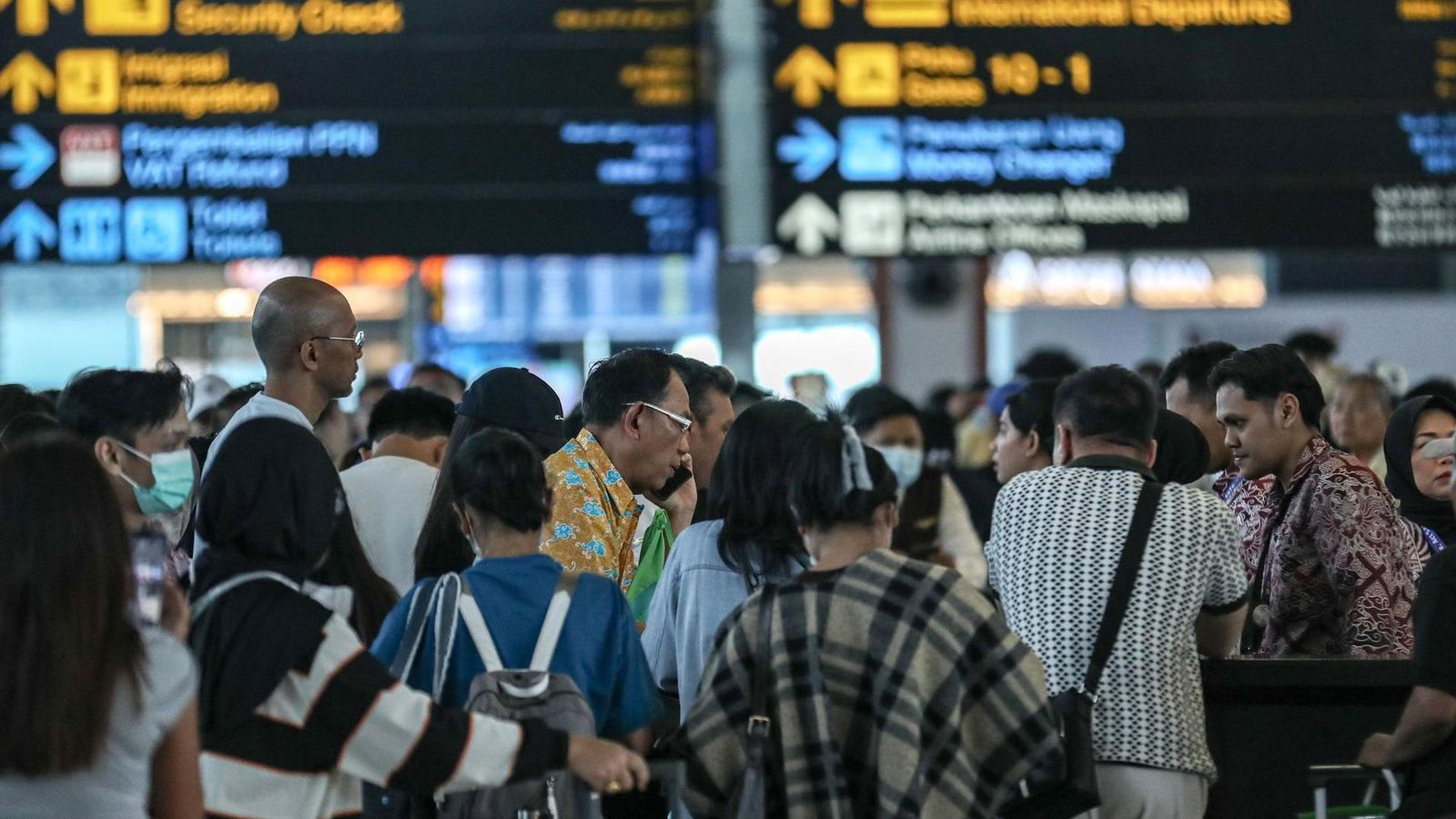 L'aeroport internacional Soekarno-Hatta, a Jakarta, és un dels principals centres de connexió aèria del Sudest Asiàtic