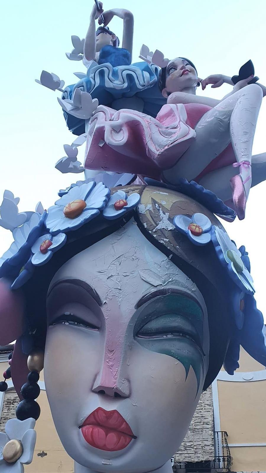 Efectes de la pluja en els monuments fallers de Sagunt