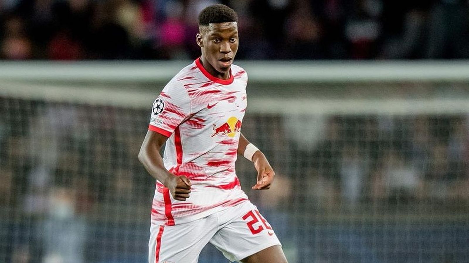 Ilaix Moriba, recanvi de Daniel Wass en el València