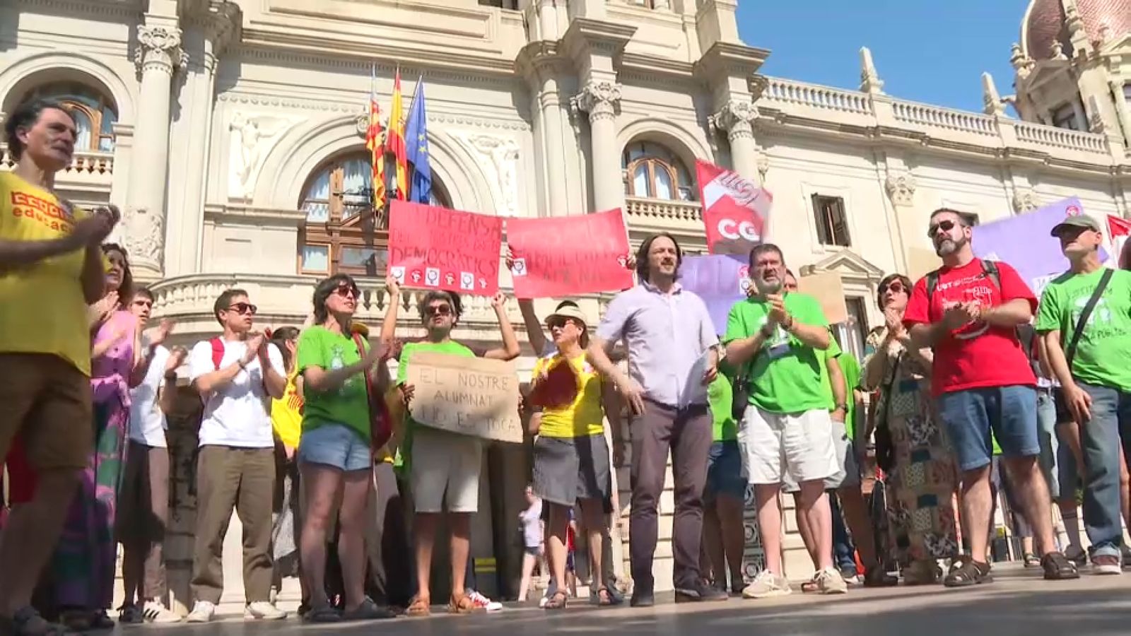 Concentració este matí davant de l'Ajuntament de València