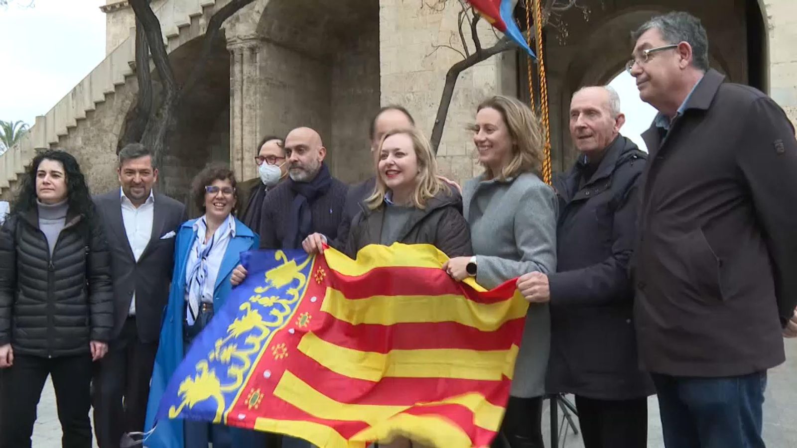 Juristes Valencians es concentra a la plaça dels Furs de València per a reclamar al Dret Civil Valencià