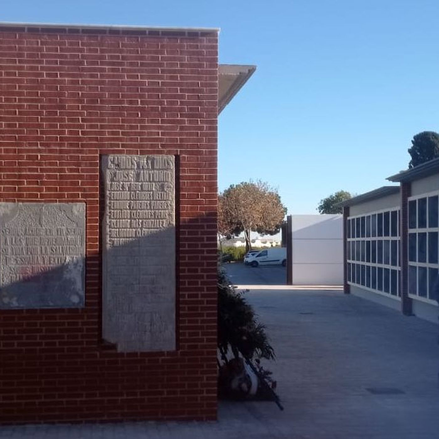 02.04.2025 | "Tenim memòria" i els vestigis franquistes a Benifaió