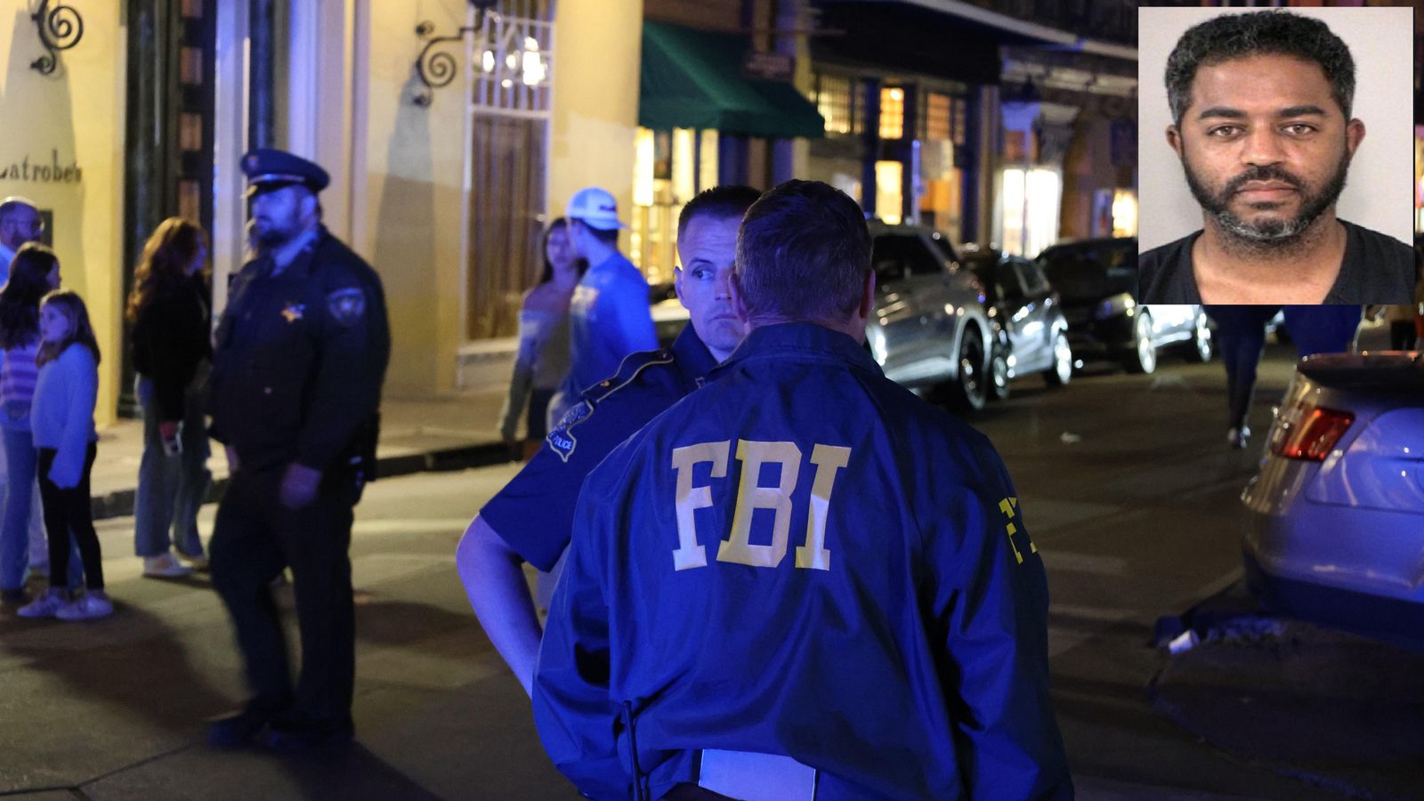 Agents de l'FBI a Nova Orleans amb una imatge de l'autor de l'atac, Shamsud-Din Bahar Jabbar