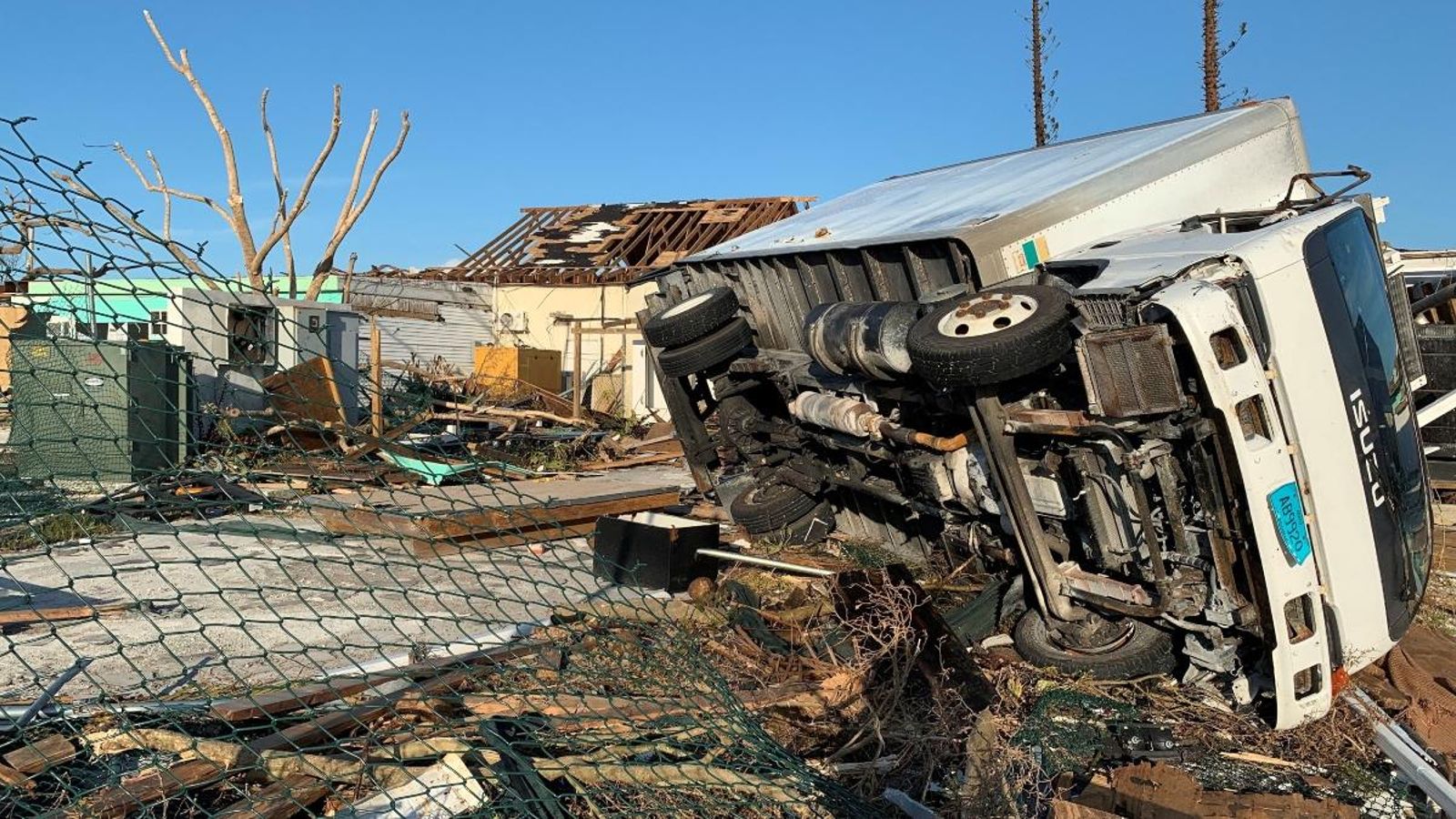 Dorian va impactar el passat cap de setmana a les illes situades al nord de les Bahames