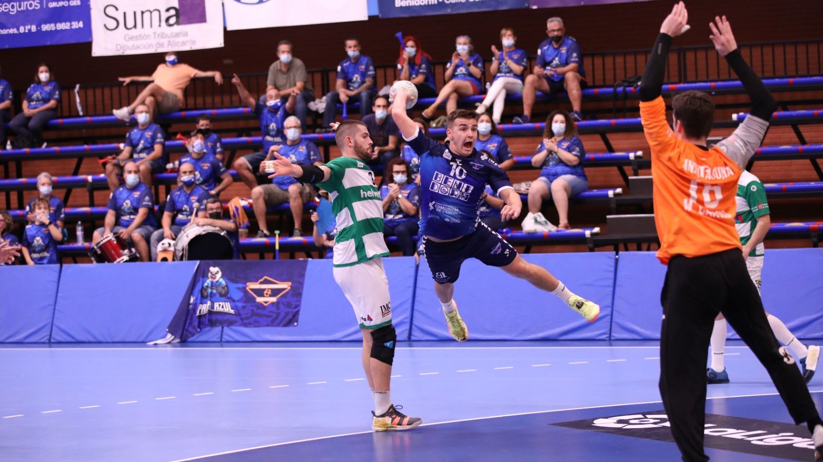 Lignieres fa un llançament a porteria