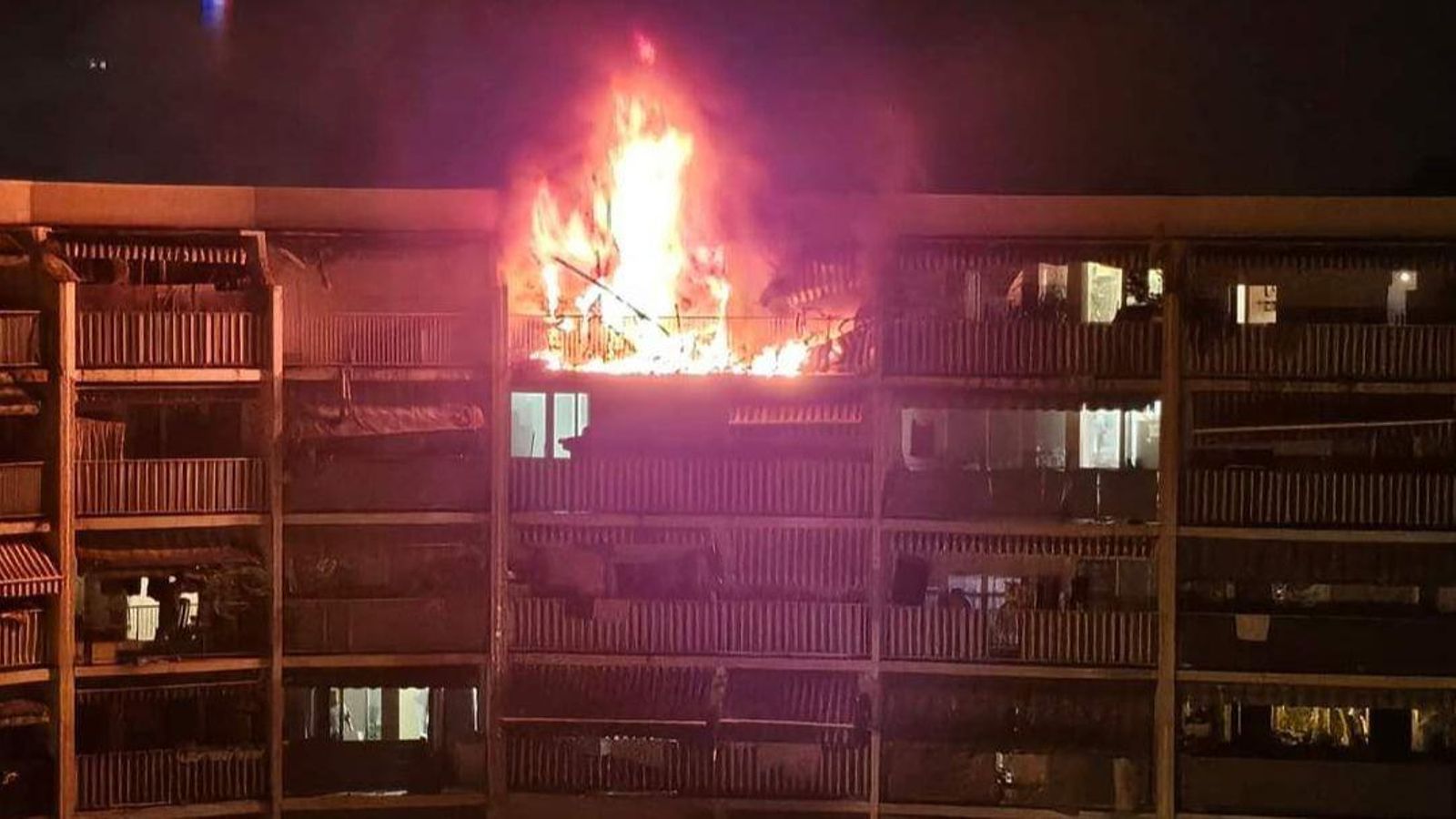 L'apartament de Niça en ple l'incendi