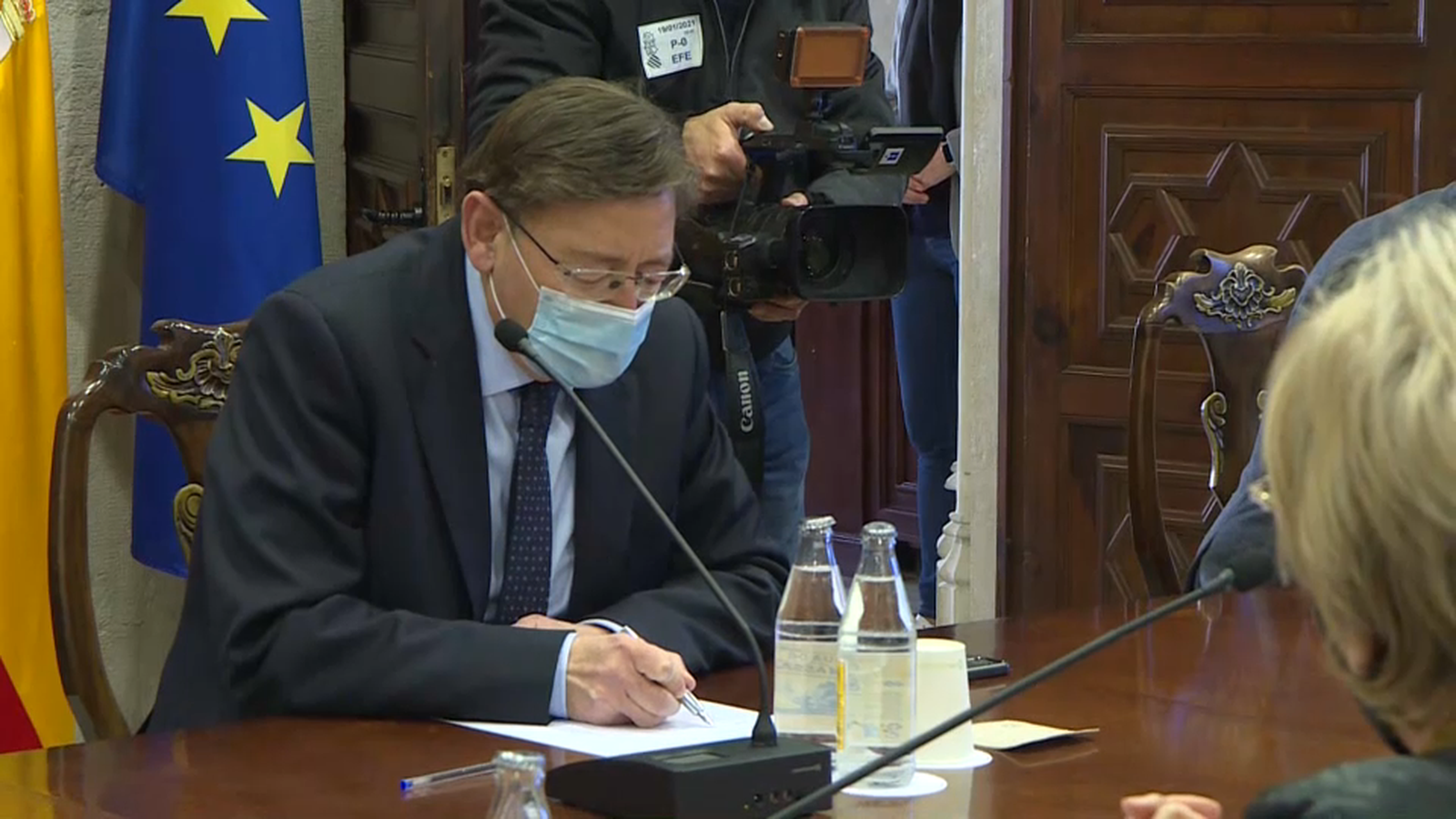 El president de la Generalitat, Ximo Puig, durant la reunió interdepartamental