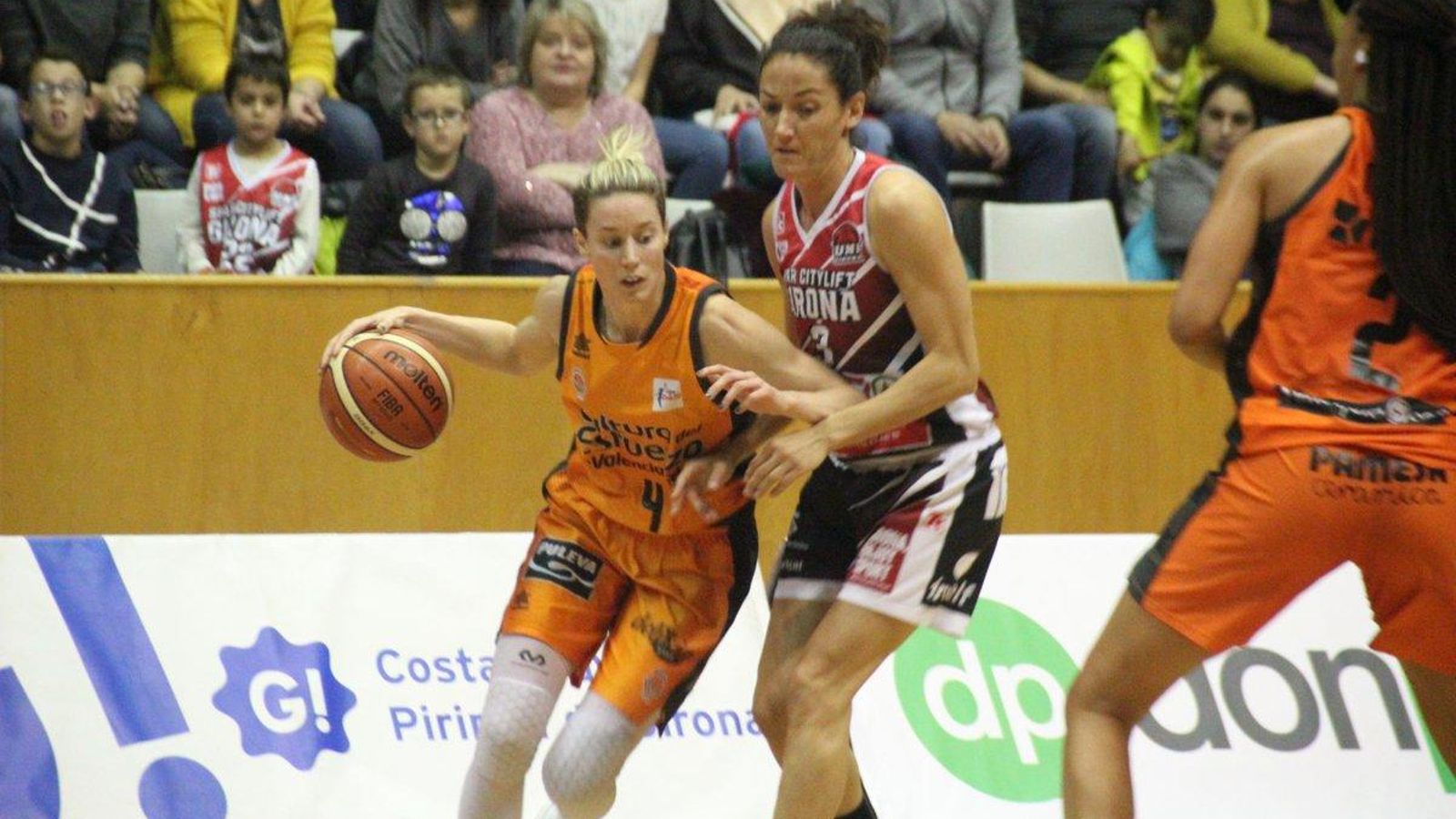 Anna Gómez ha sigut una de les millors de l'equip taronja | Xavier Marqués.