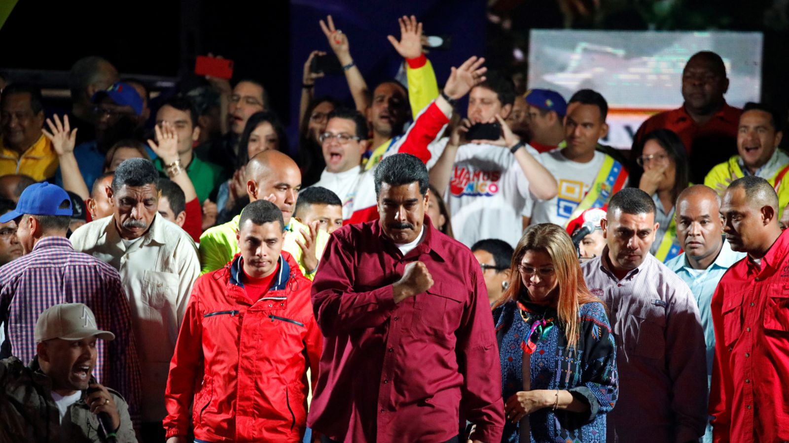 Nicolás Maduro celebra la victòria amb els seus partidaris