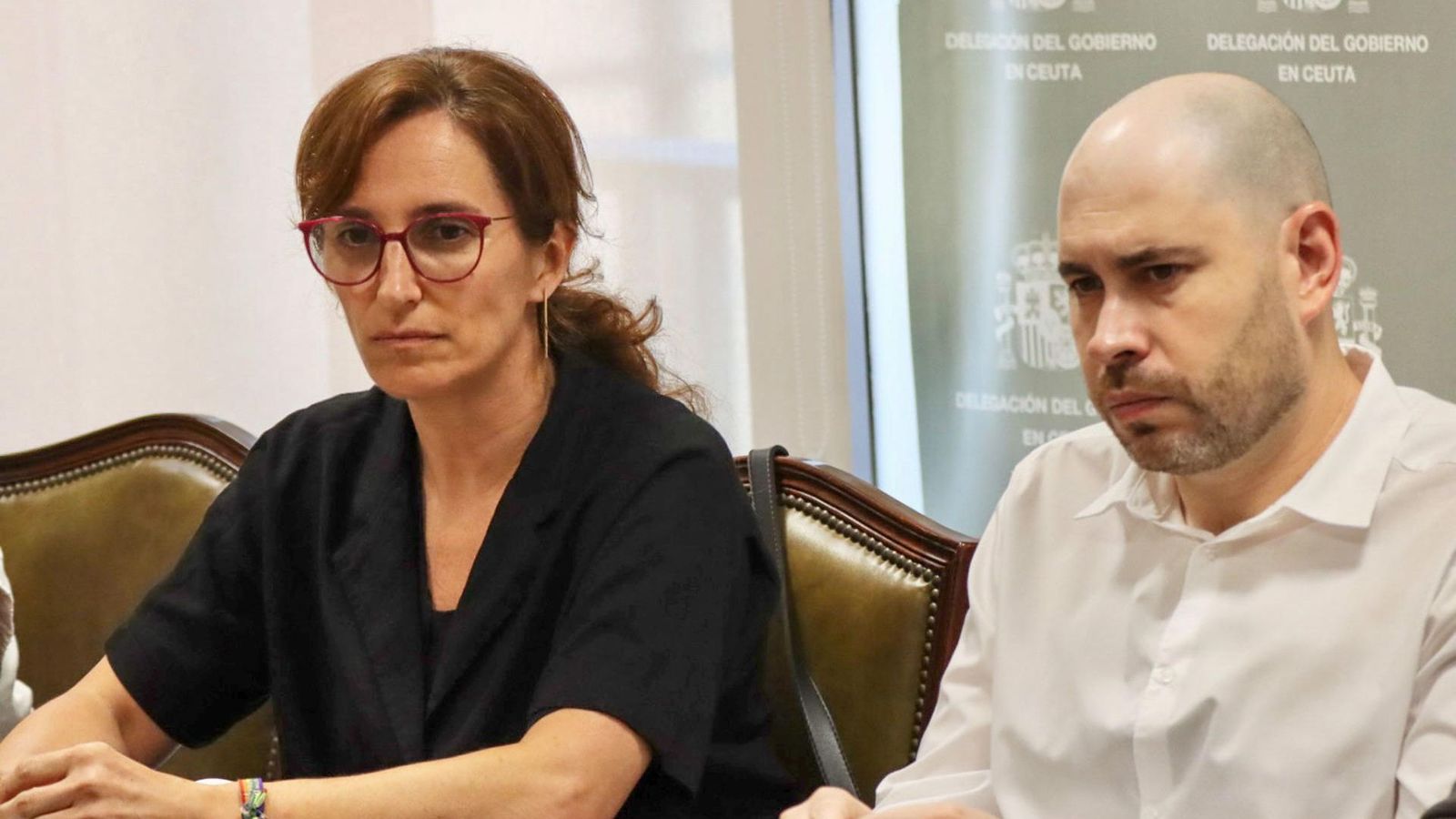La ministra de Sanitat, Mónica García, i el delegat del Govern, Miguel Ángel Pérez Triano, durant les reunions a Ceuta