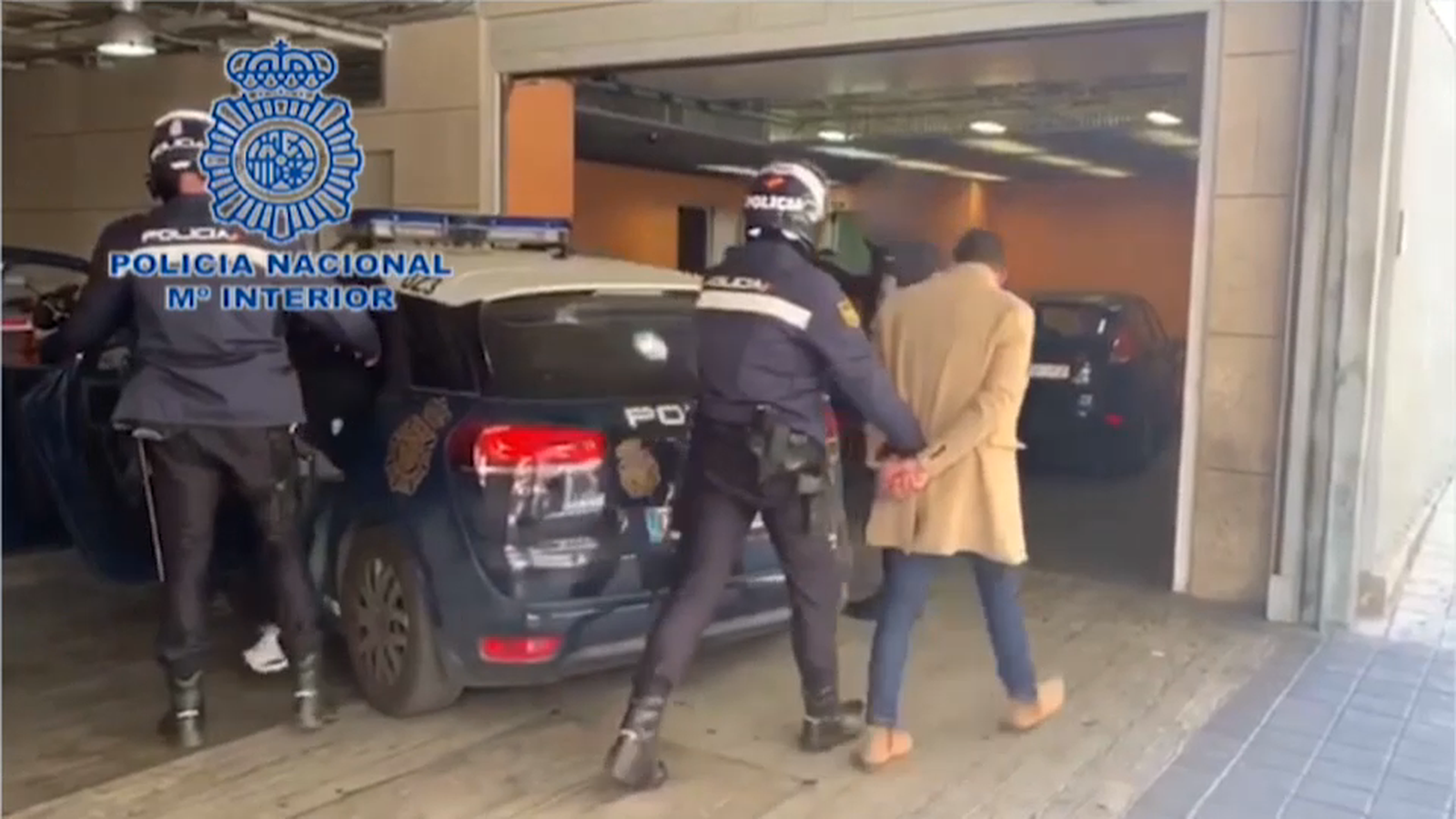 Sis detinguts per 42 robatoris en urbanitzacions d\'Alacant i València