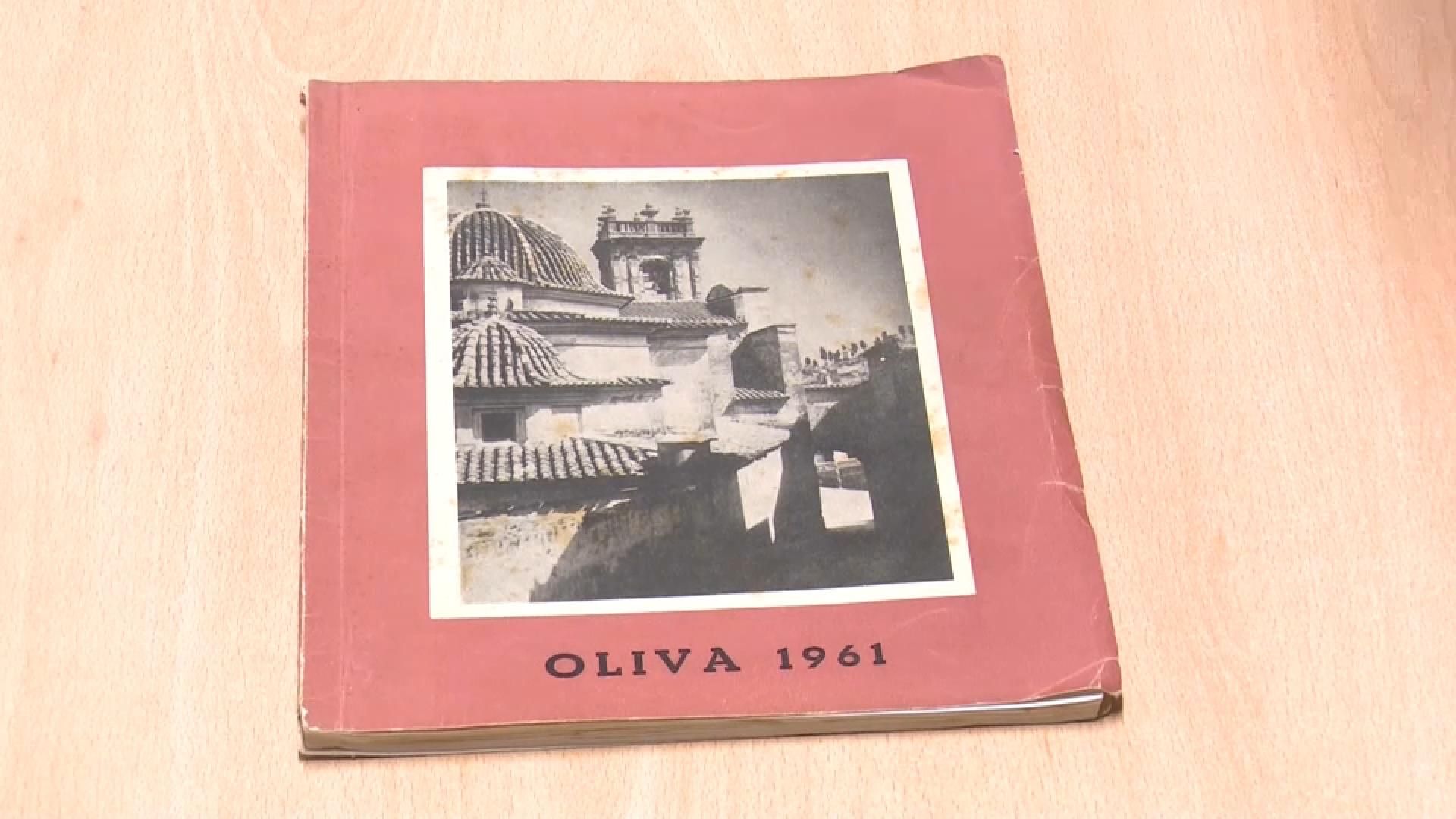 El llibre de festes d'Oliva del 1961 completa l'arxiu municipal