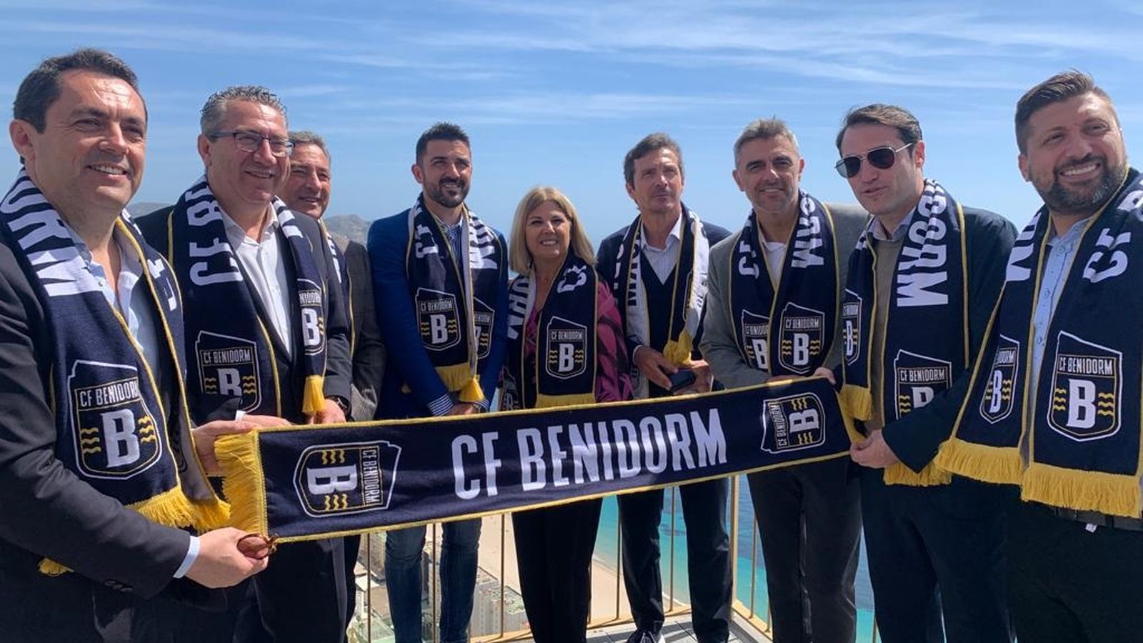 Foto de família després de la presentació del nou projecte del Benidorm