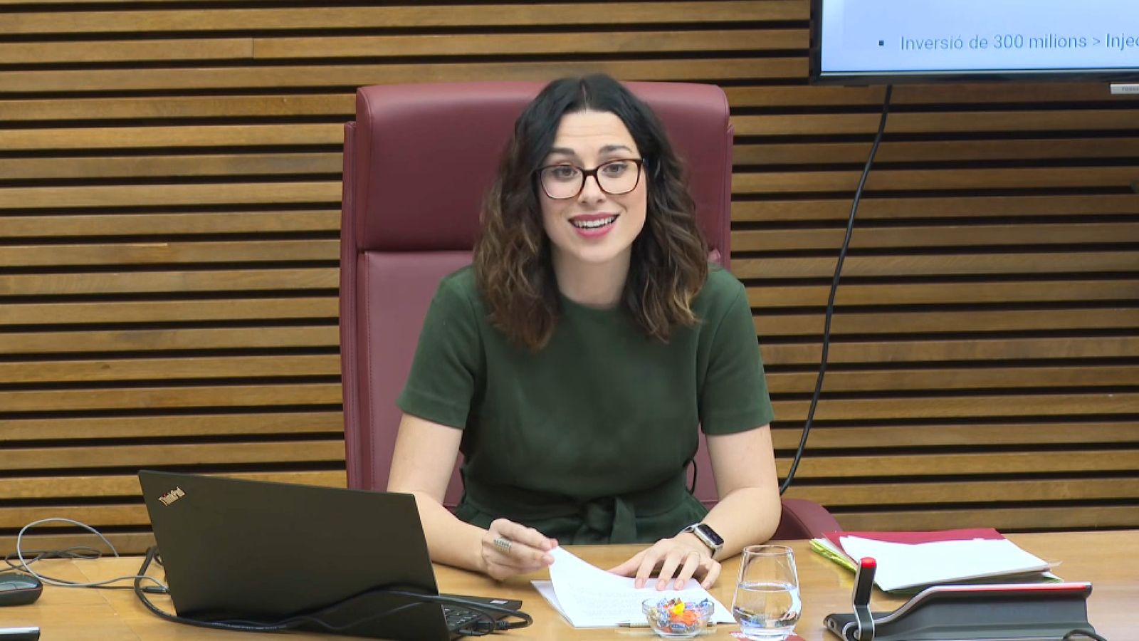 La vicepresidenta i consellera d'Igualtat i Polítiques Inclusives, Aitana Mas, durant la seua compareixença a les Corts