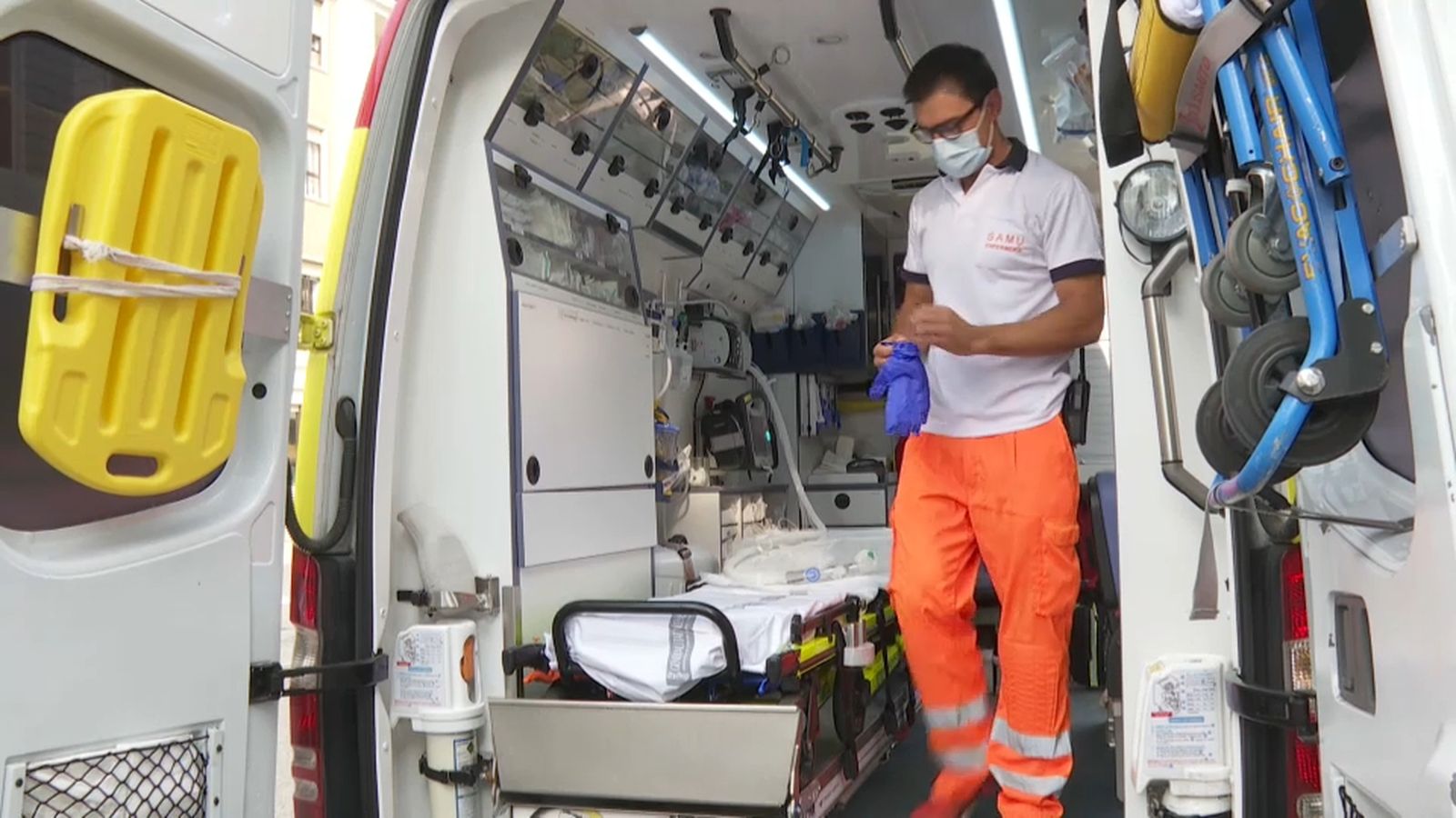 Una família salva de morir ofegat el seu bebé de set mesos seguint les indicacions telefòniques d’urgències
