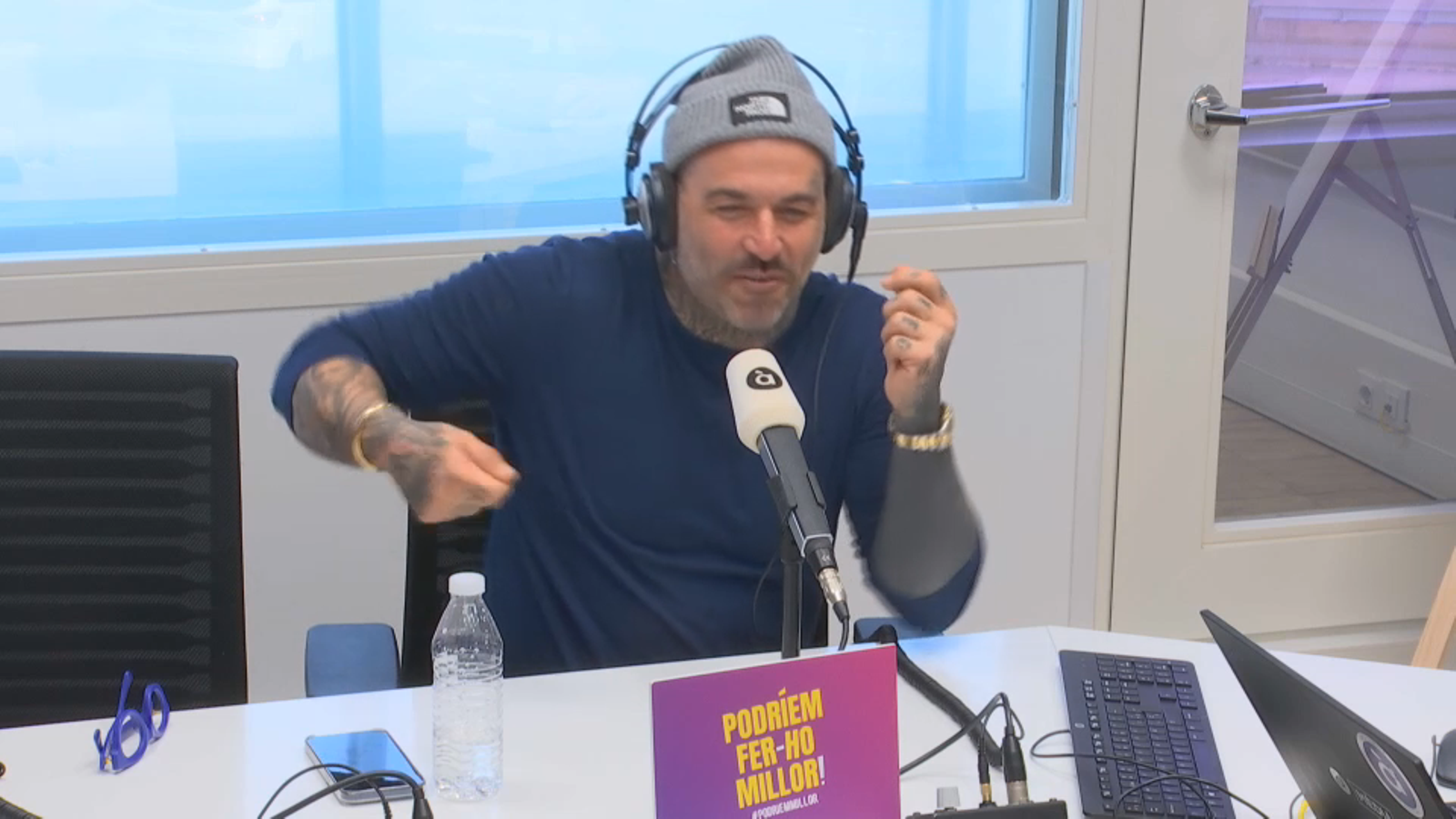 'Podríem fer-ho millor' entrevista l'artista urbà castellonenc Marco Maseda.