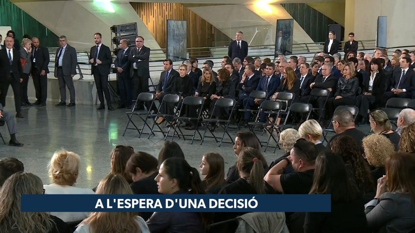Mazón afronta el seu moment més crític després de les escridassades en el funeral d'Estat a les víctimes de la dana