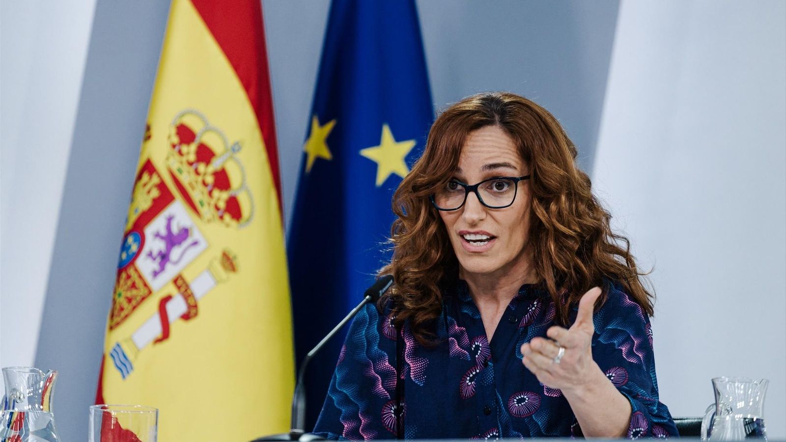 La ministra de Sanitat, Mónica García, durant la roda de premsa posterior a la reunió del Consell de Ministres