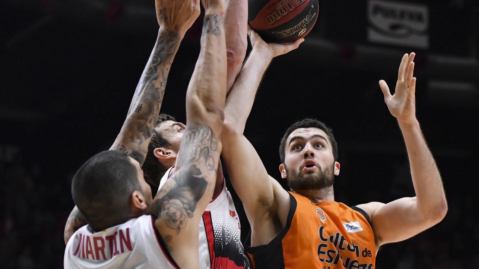 Mike Tobey ha sigut un dels jugadors més destacats del partit