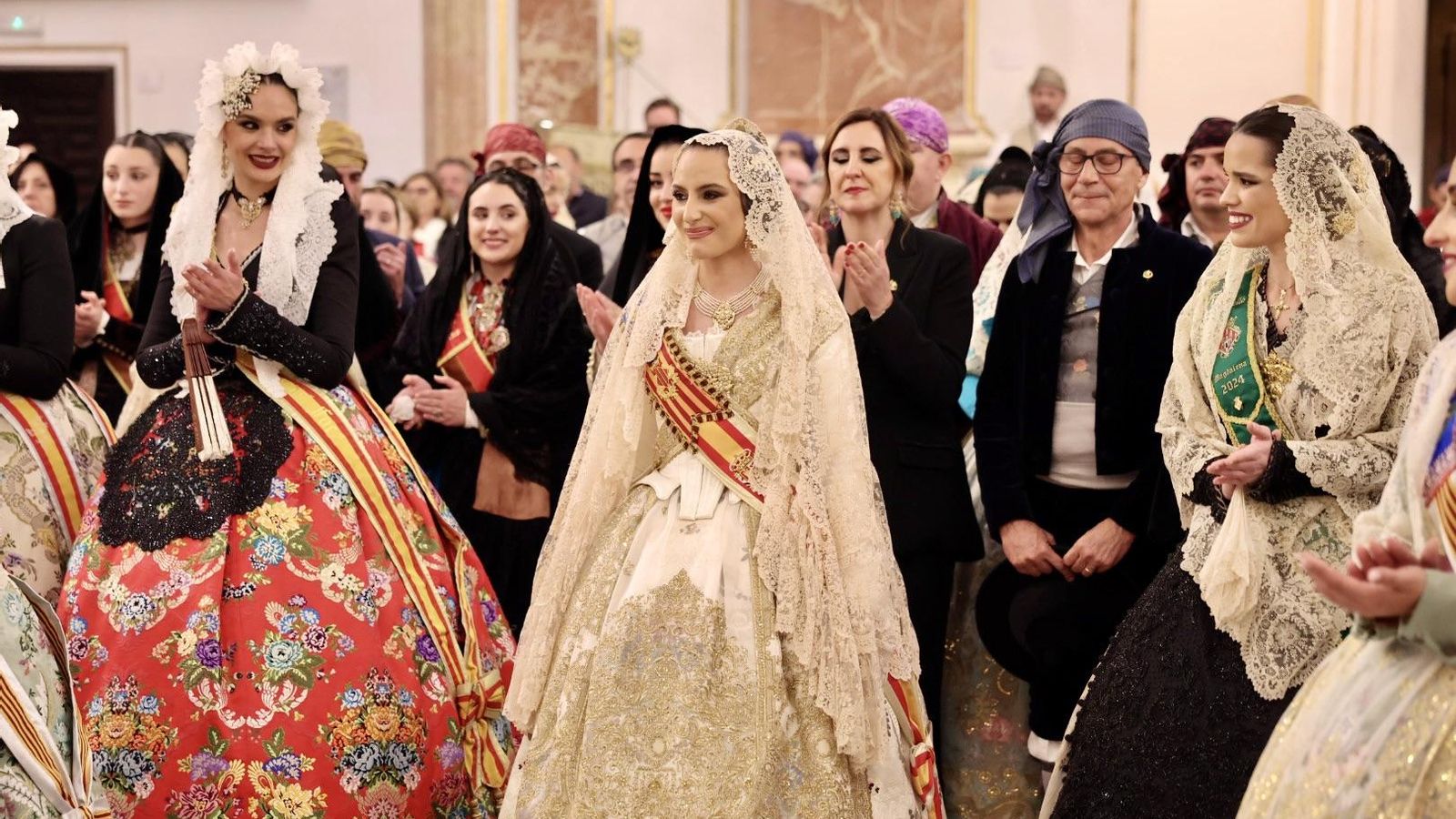 Ofrena a la verge de la Fallera Major de València, Maria Estela Arlandis