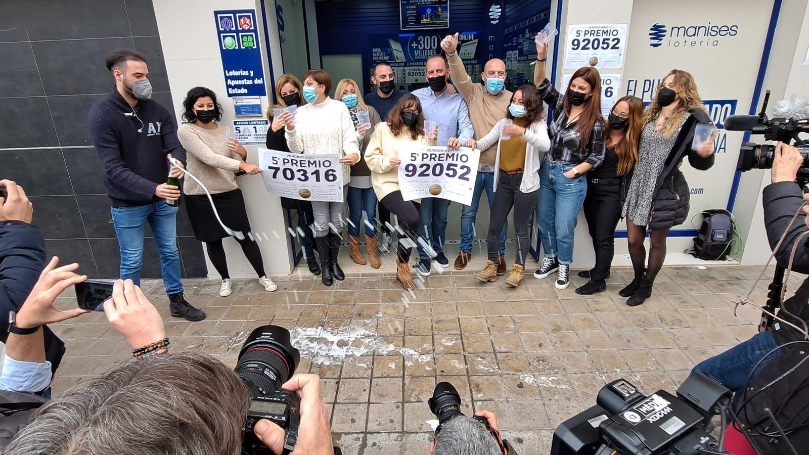 L'administració Loterias Manises ha venut dos cinquens, el 92052 i el 70316
