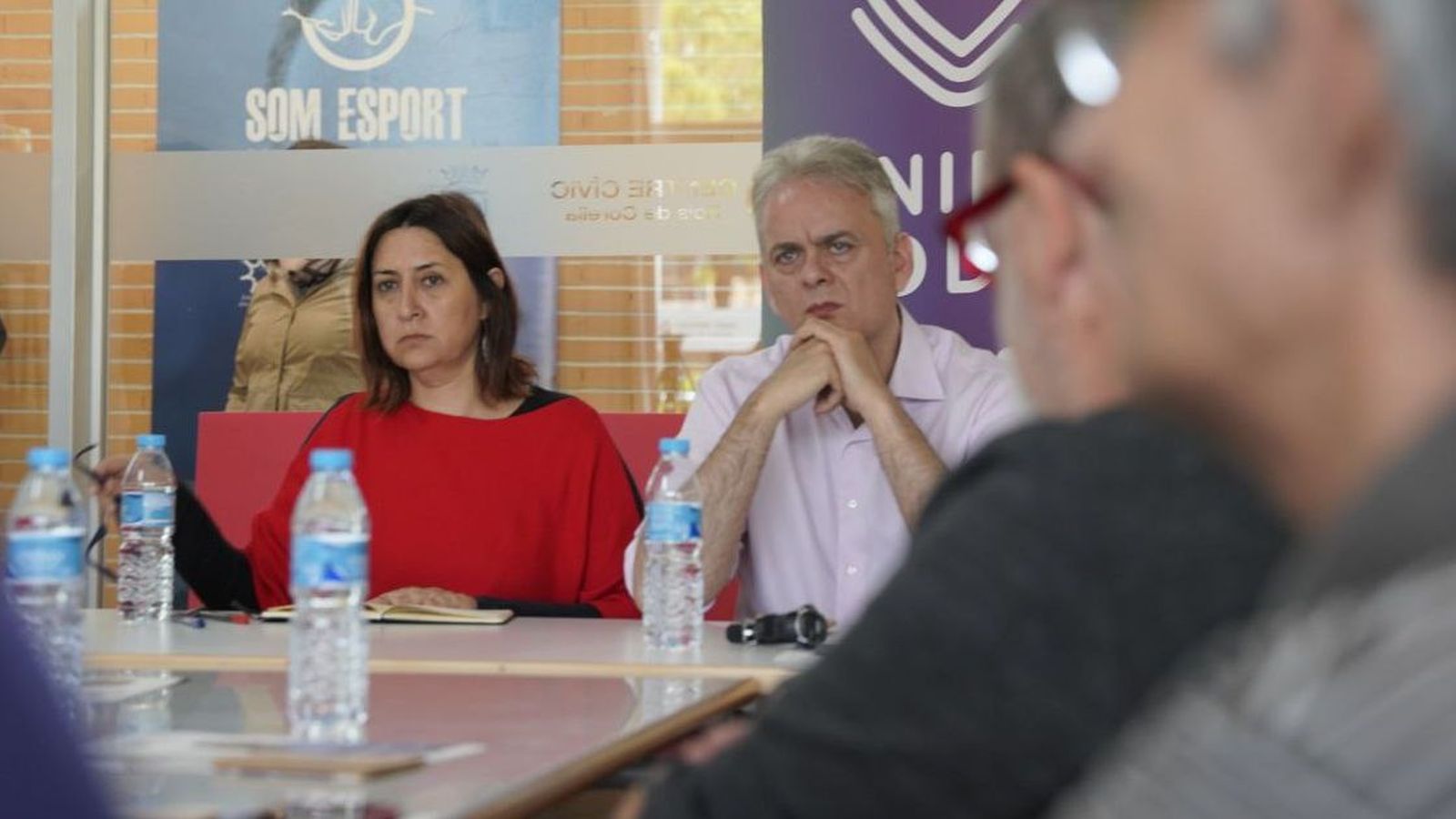 Pérez Garijo i Illueca en la reunió que han mantingut aquest divendres amb els col·lectius socials de Gandia