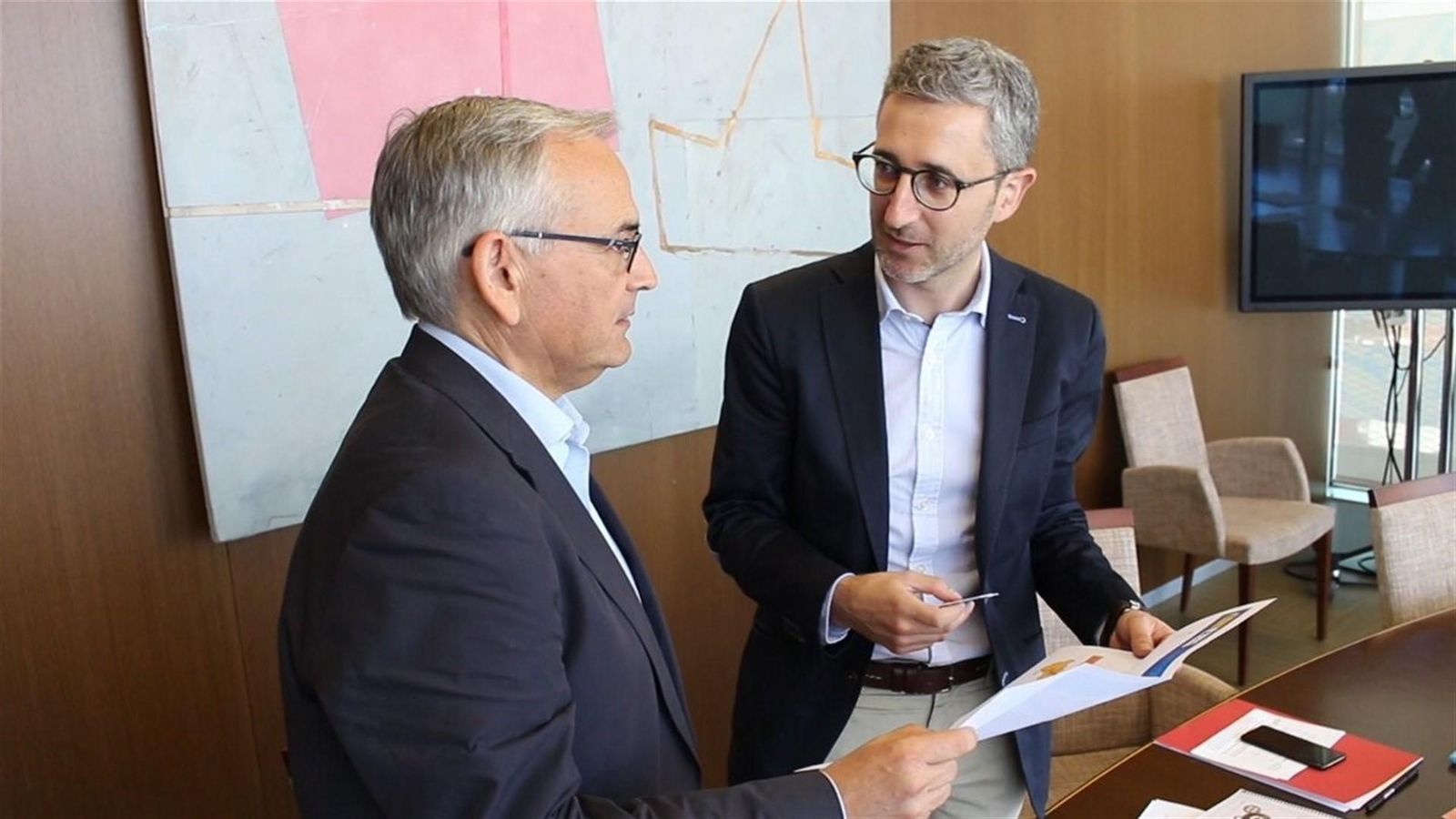 El comissionat del govern espanyol per al corredor mediterrani, Josep Vicent Boira i el conseller d'Obres Públiques, Arcadi España