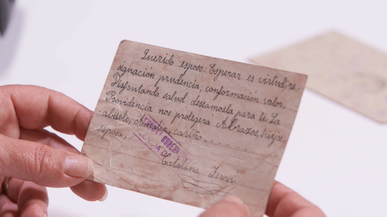 Aquesta postal va viatjar fins a Mauthausen amb paraules d'amor i alé